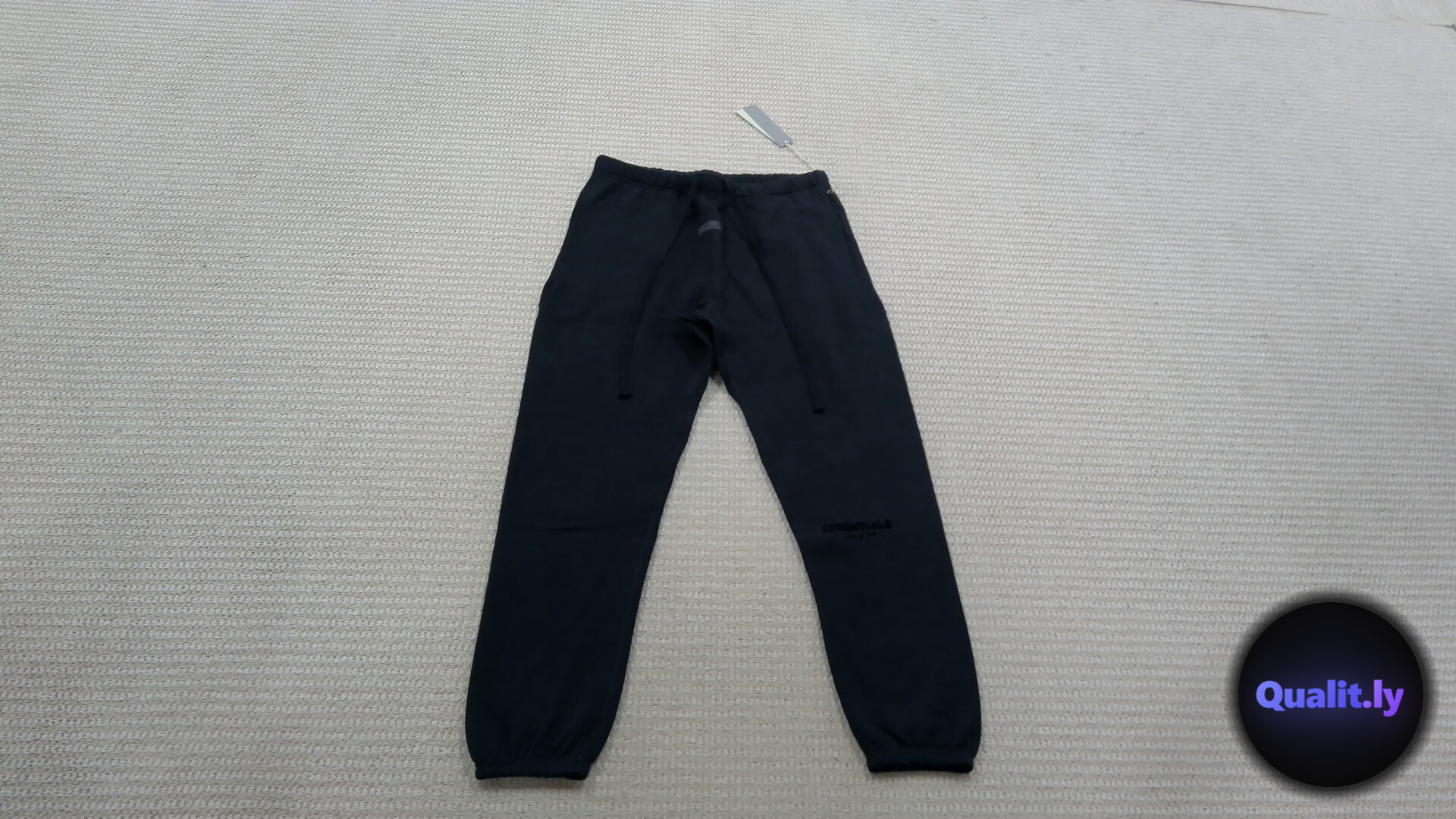 Essentials Pants QC
