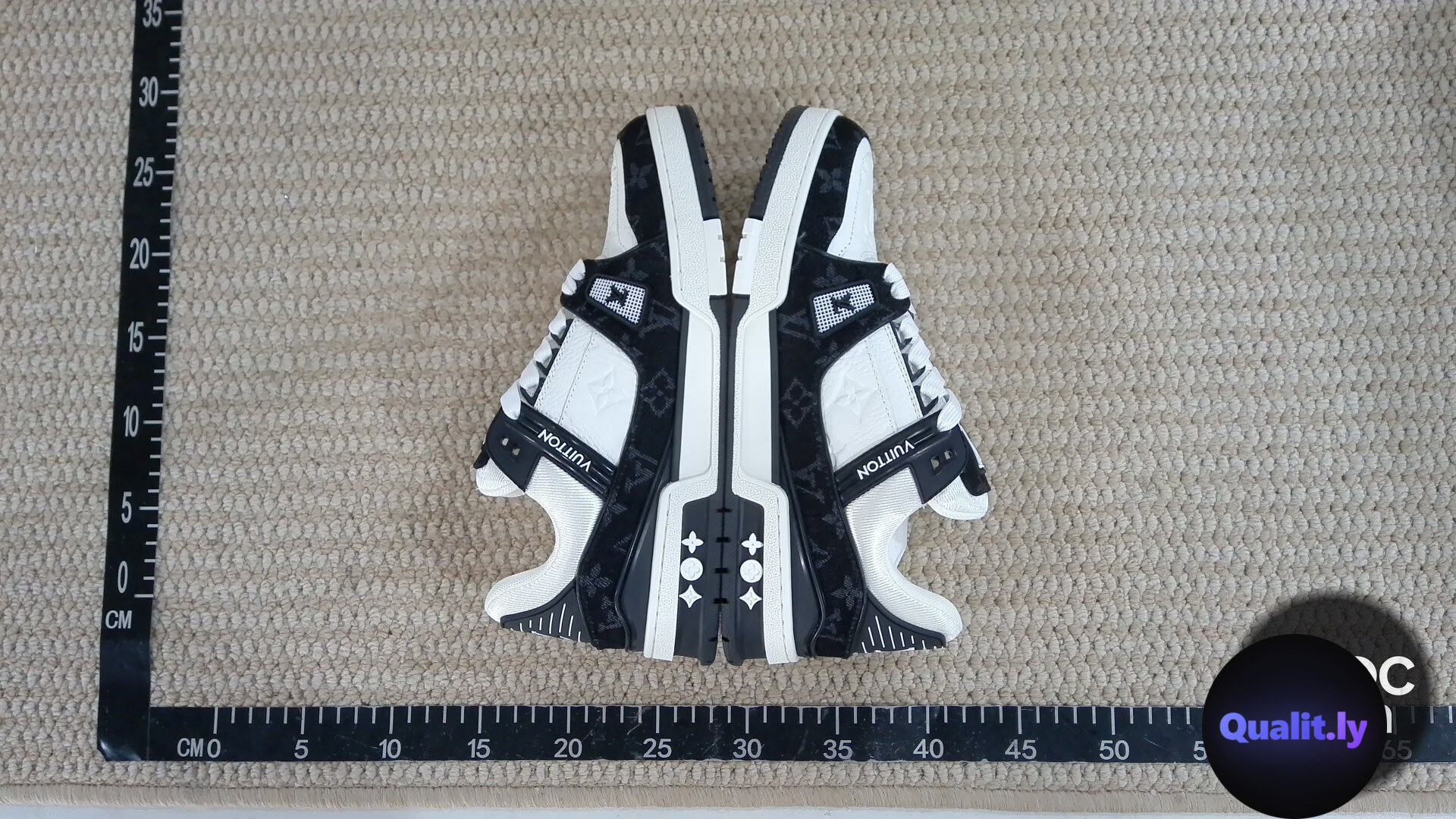 Louis Vuitton Sneakers QC