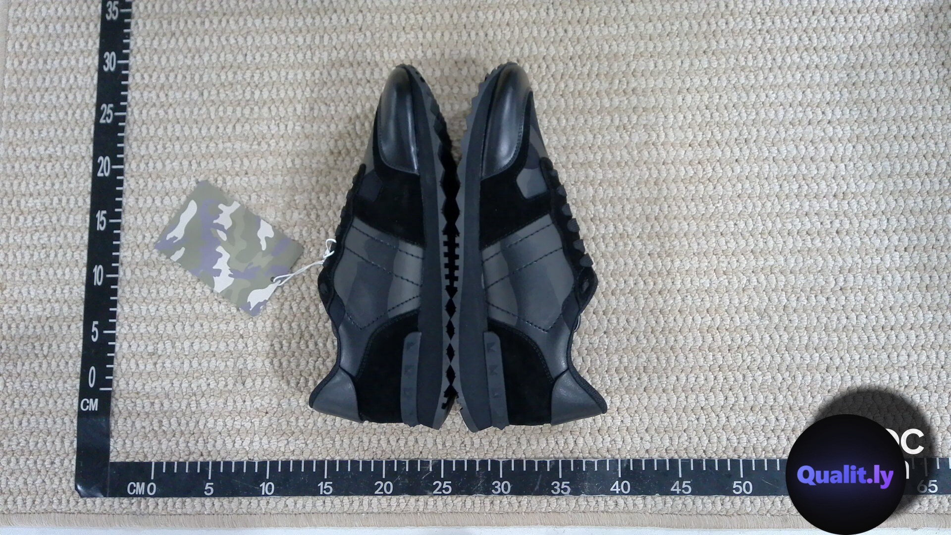 Valentino Sneakers QC