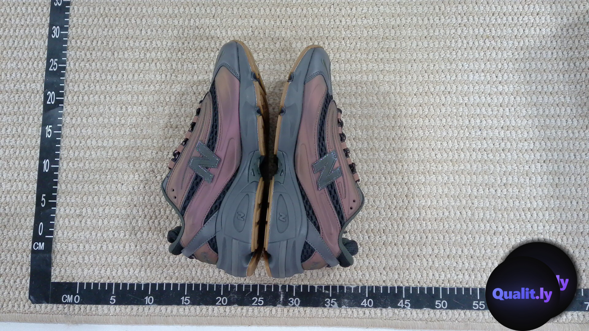 New Balance Sneakers QC
