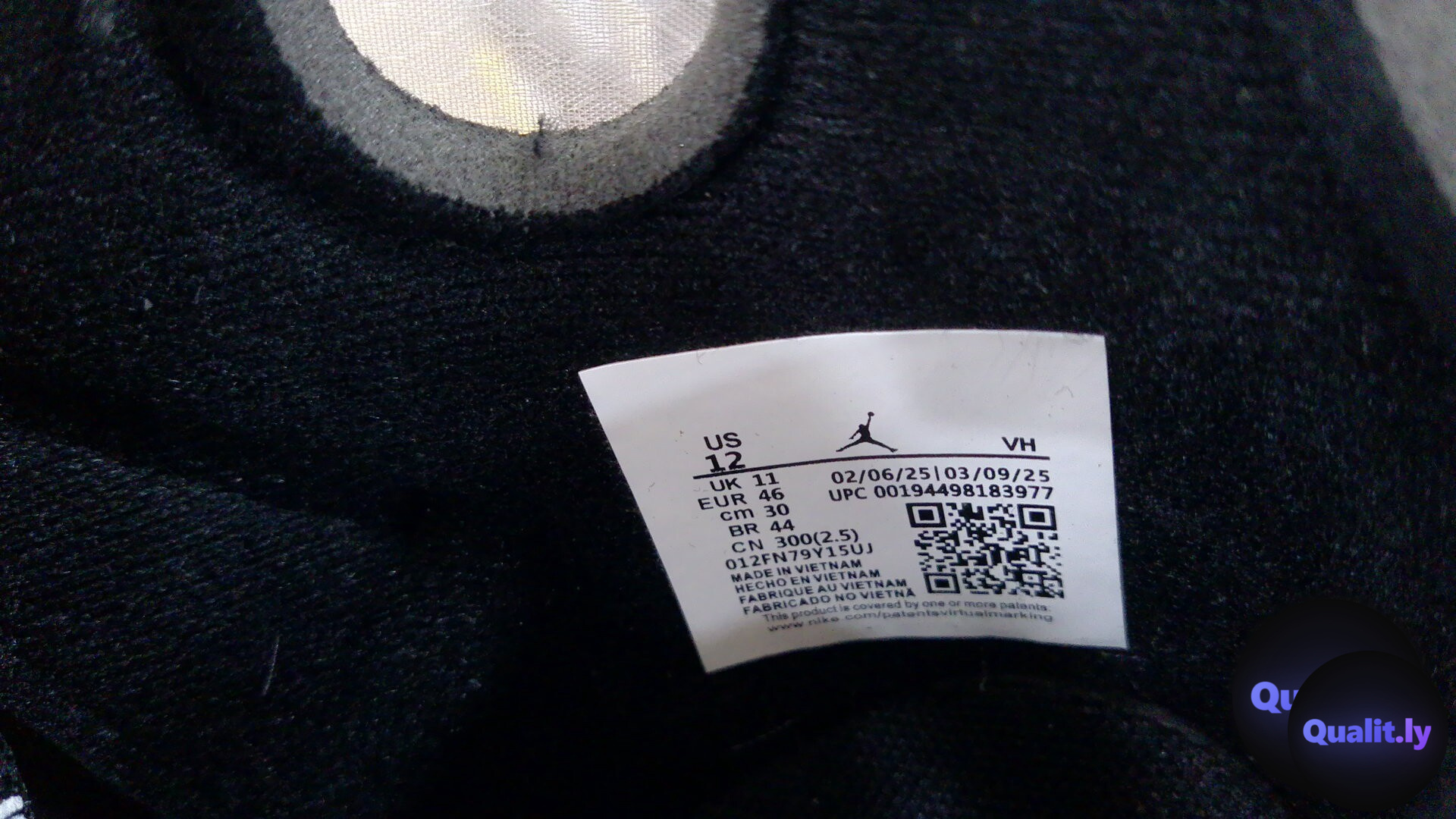 Nike Sneakers — foto QC 2