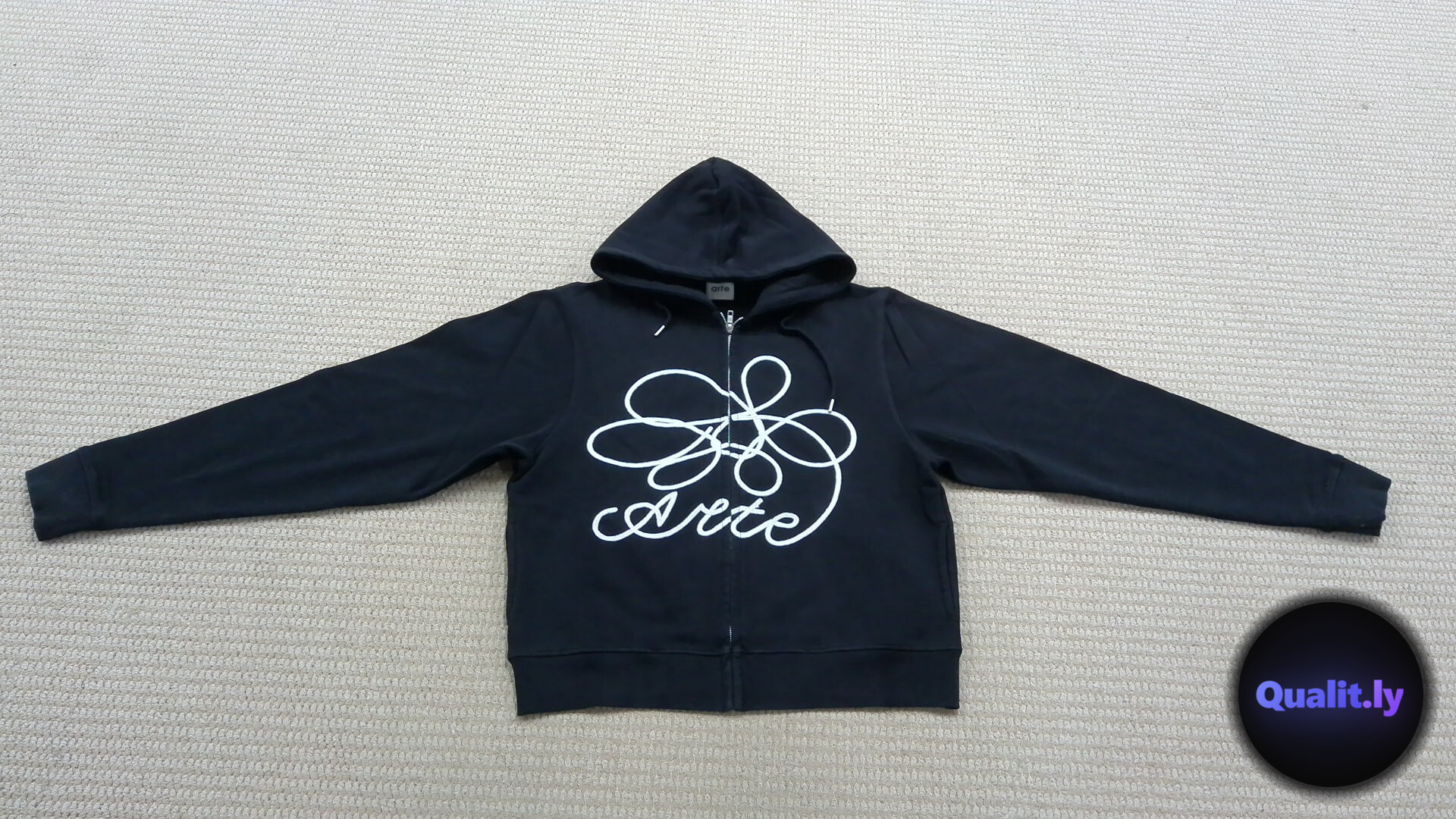 Arte Hoodies QC