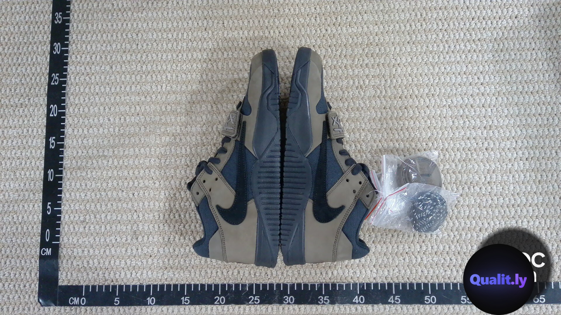 Nike Sneakers QC