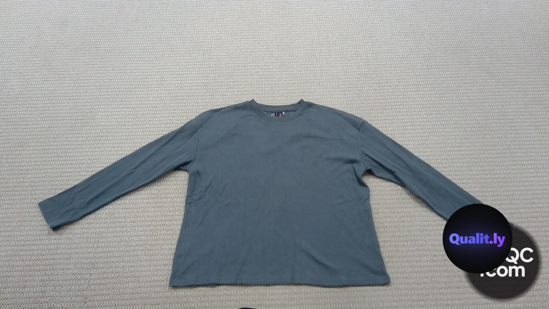 derschutze Shirts QC