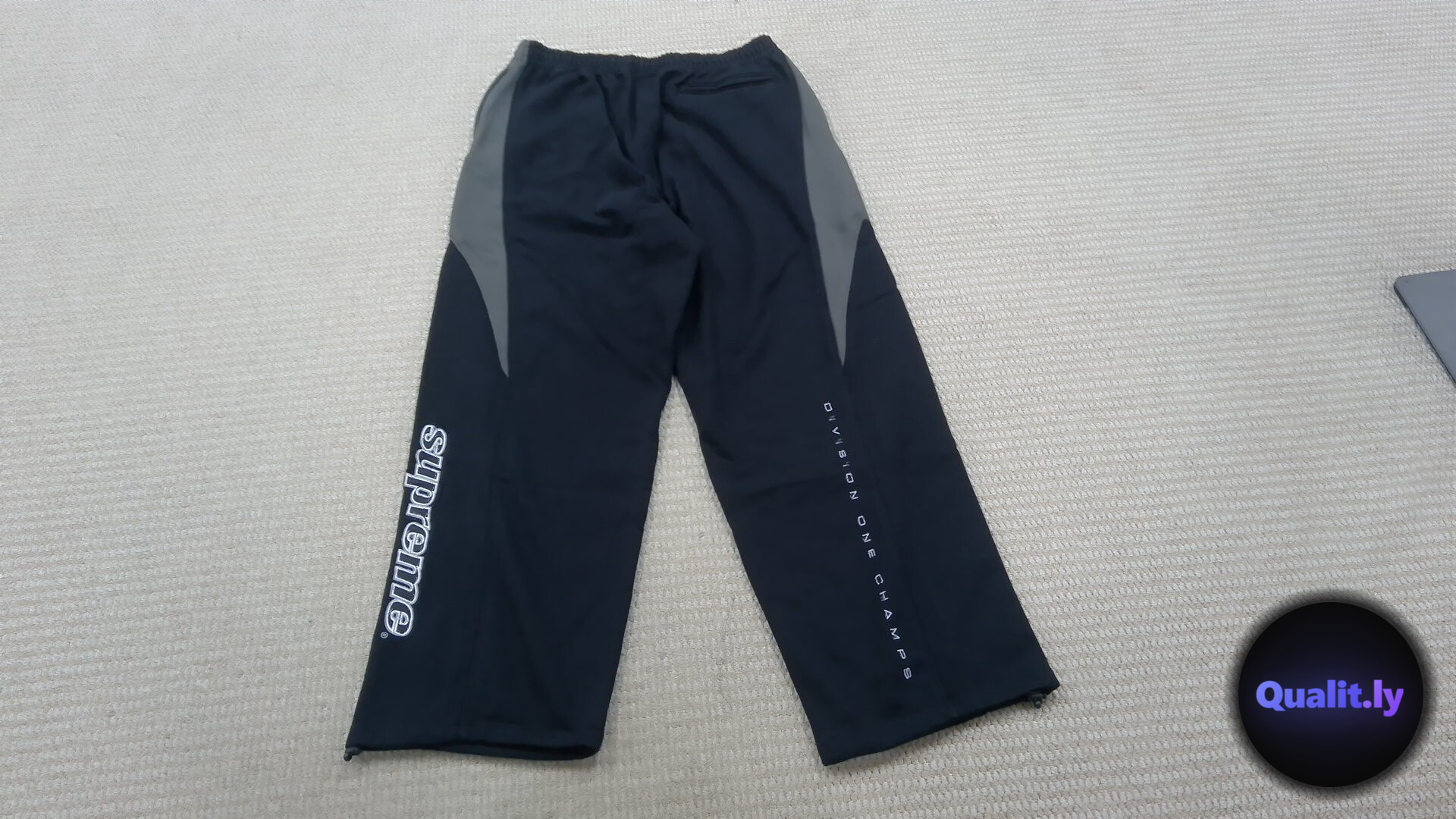 Supreme Pants QC