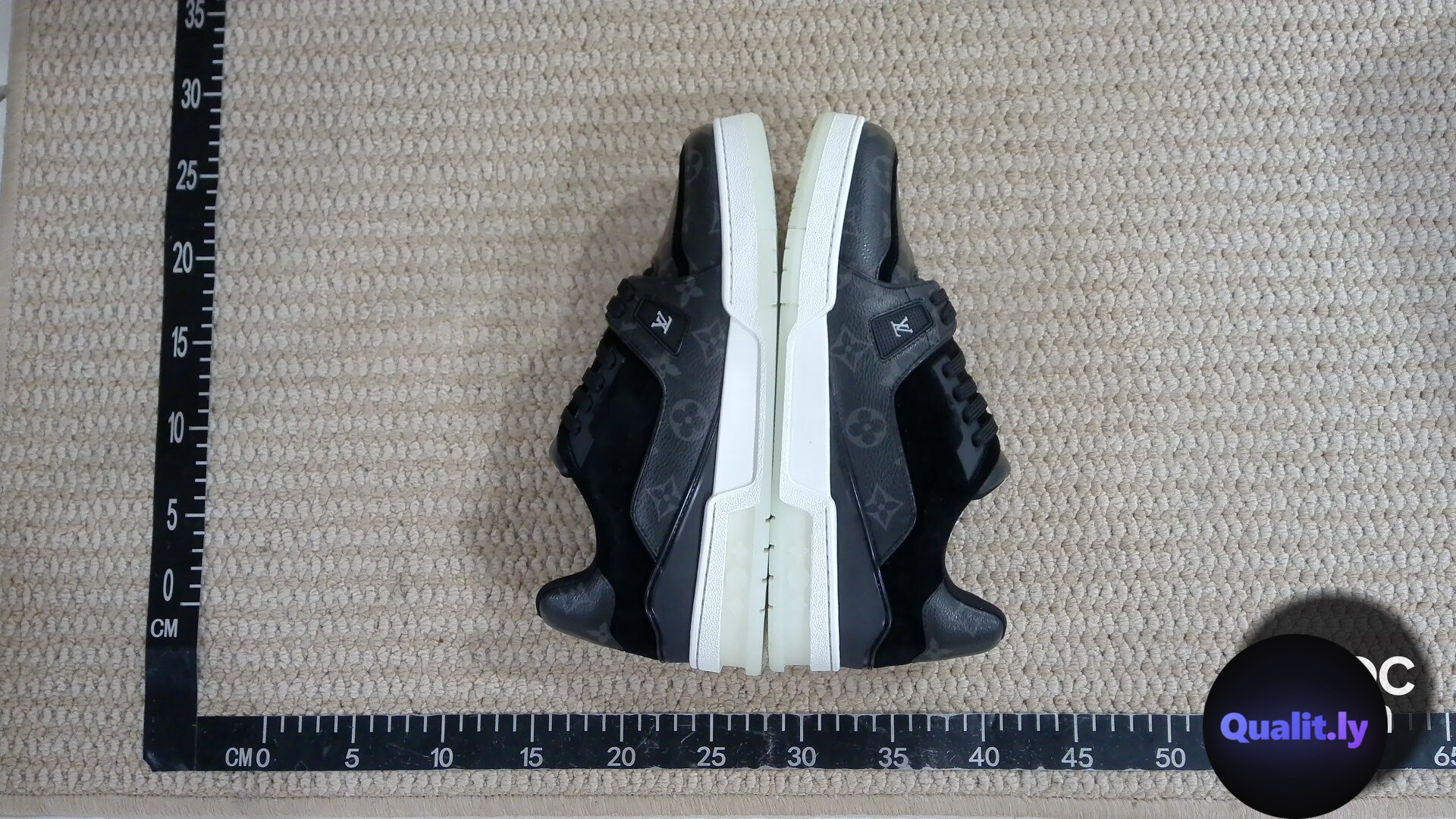 Louis Vuitton Sneakers QC