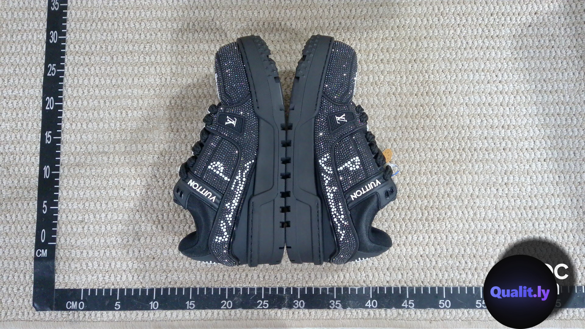 Louis Vuitton Sneakers QC