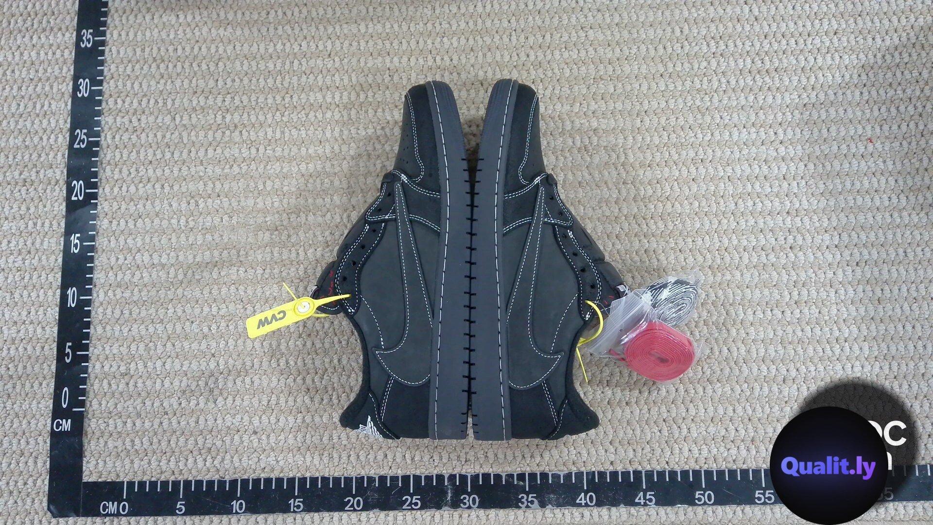 Nike Sneakers QC