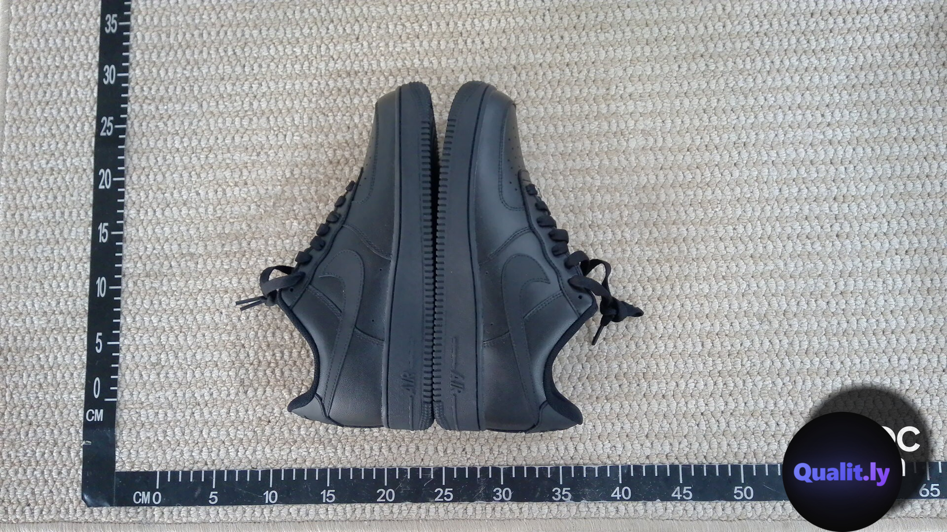 Nike Sneakers QC