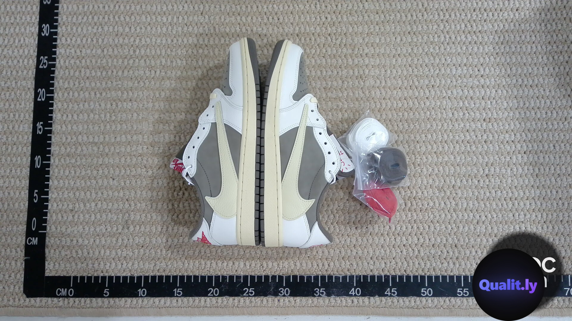 Nike Air Jordan 1 Low Travis Scott Reverse Mocha QC