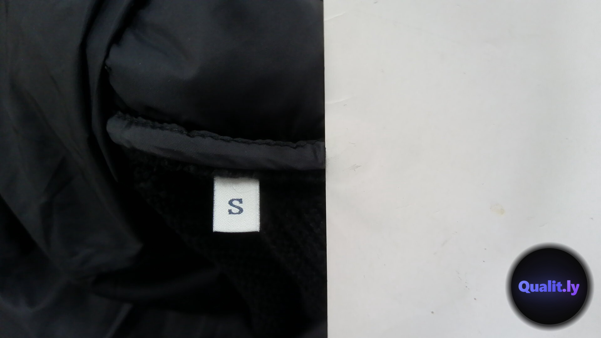 Moncler Jackets — foto QC 2