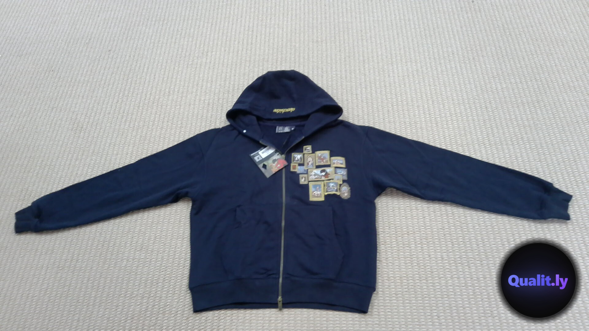 derschutze Hoodie QC