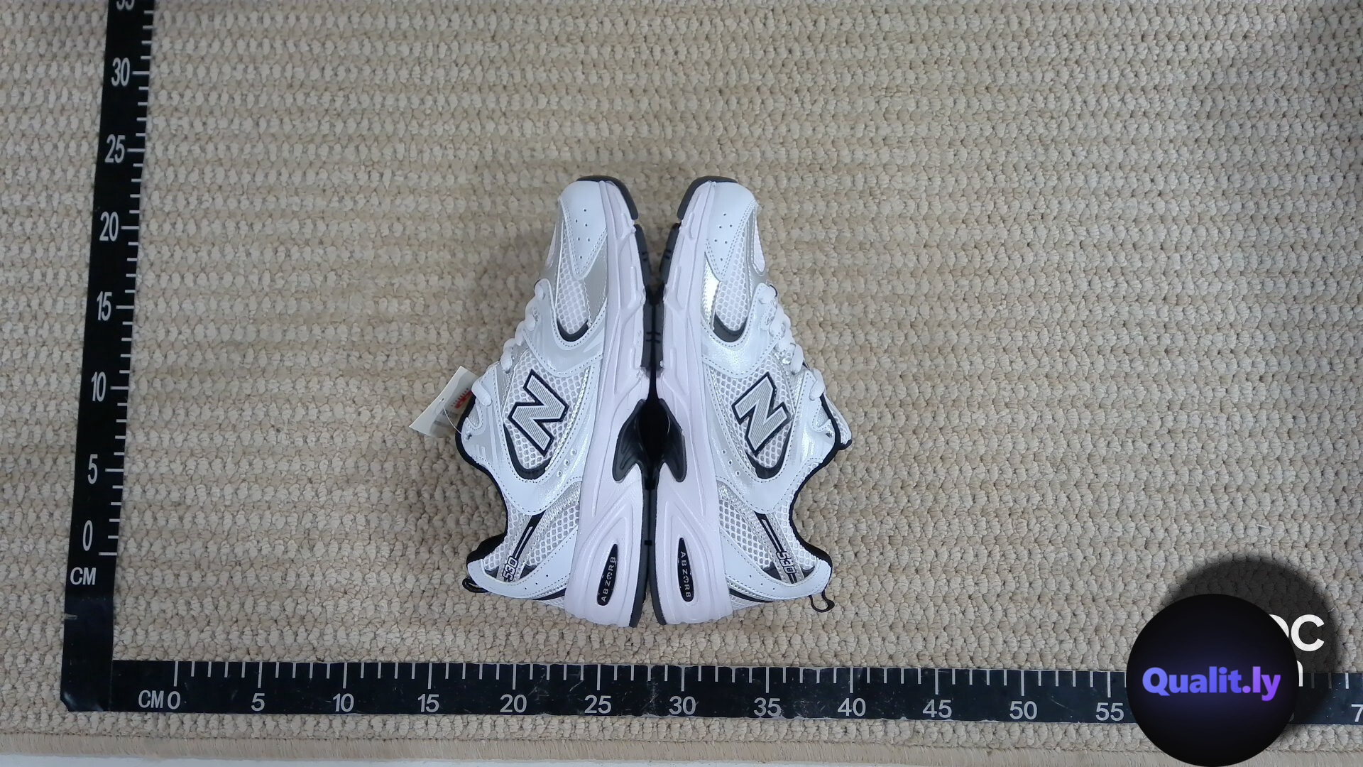 New Balance 530 Sneakers White Black QC