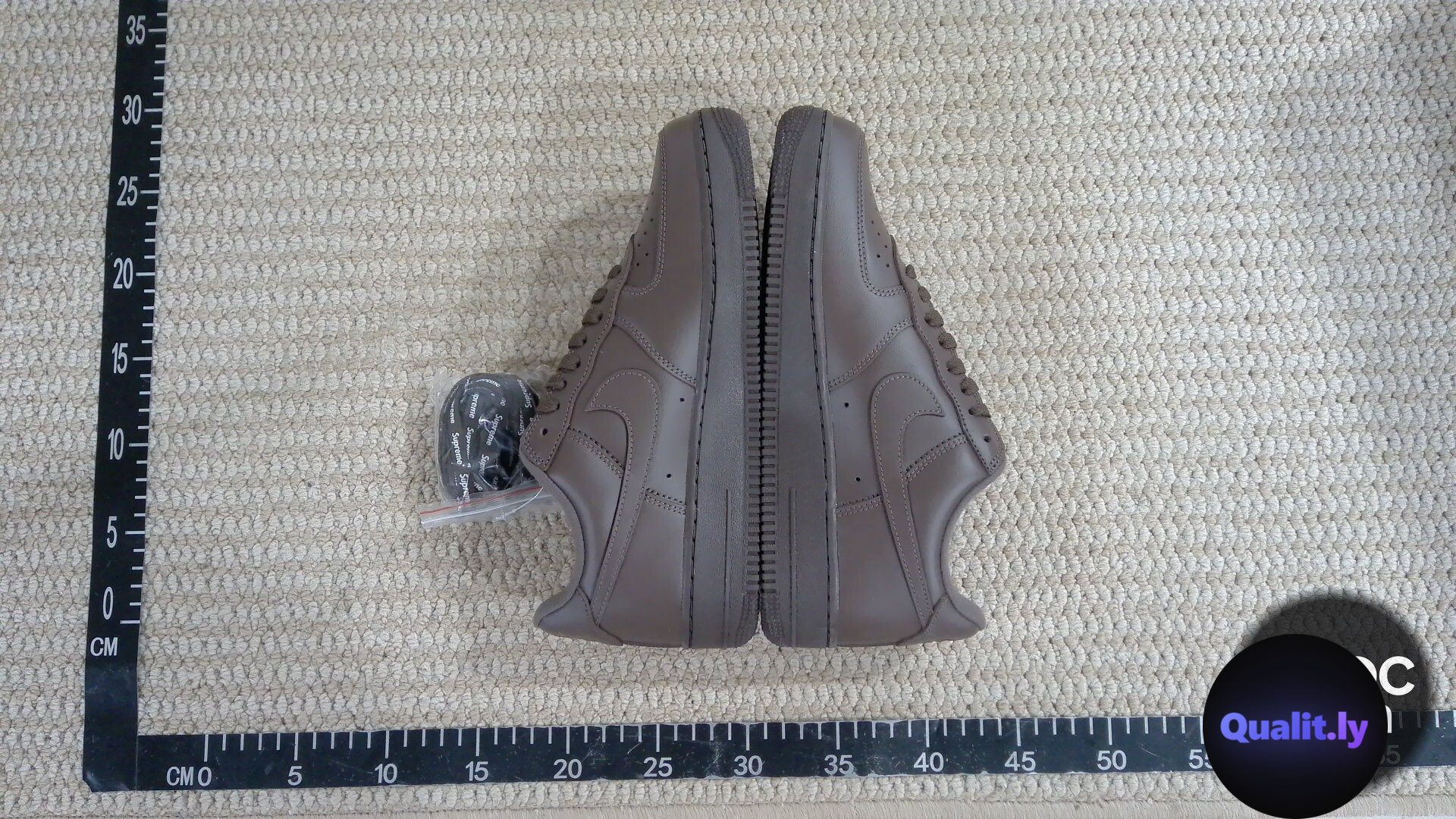 Nike Sneakers QC
