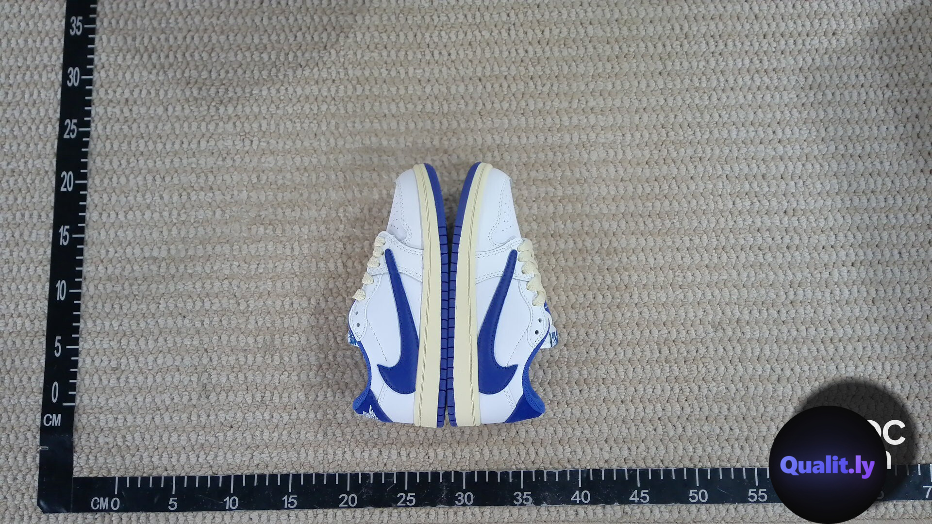 Nike Sneakers QC
