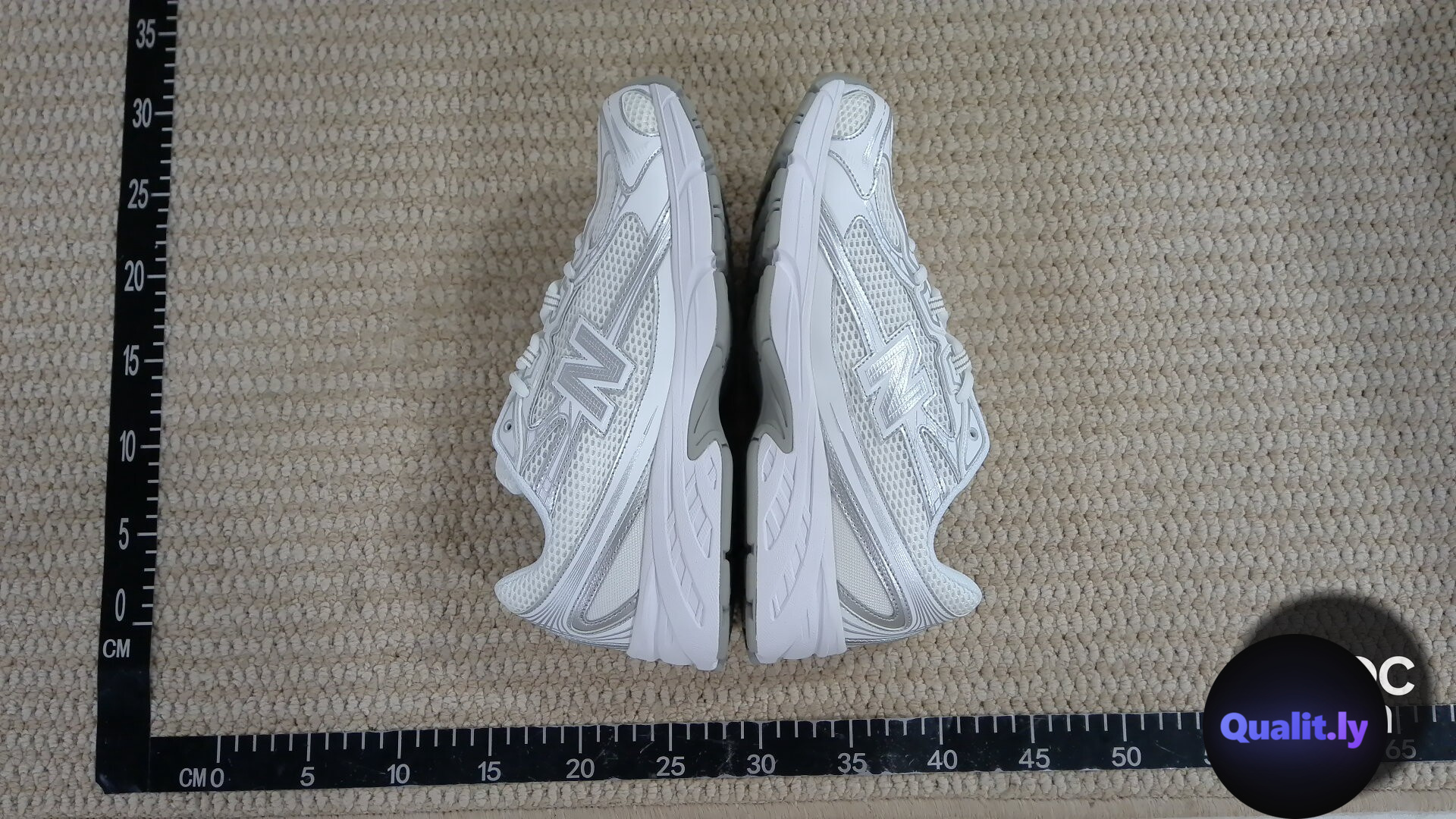 New Balance Sneakers QC