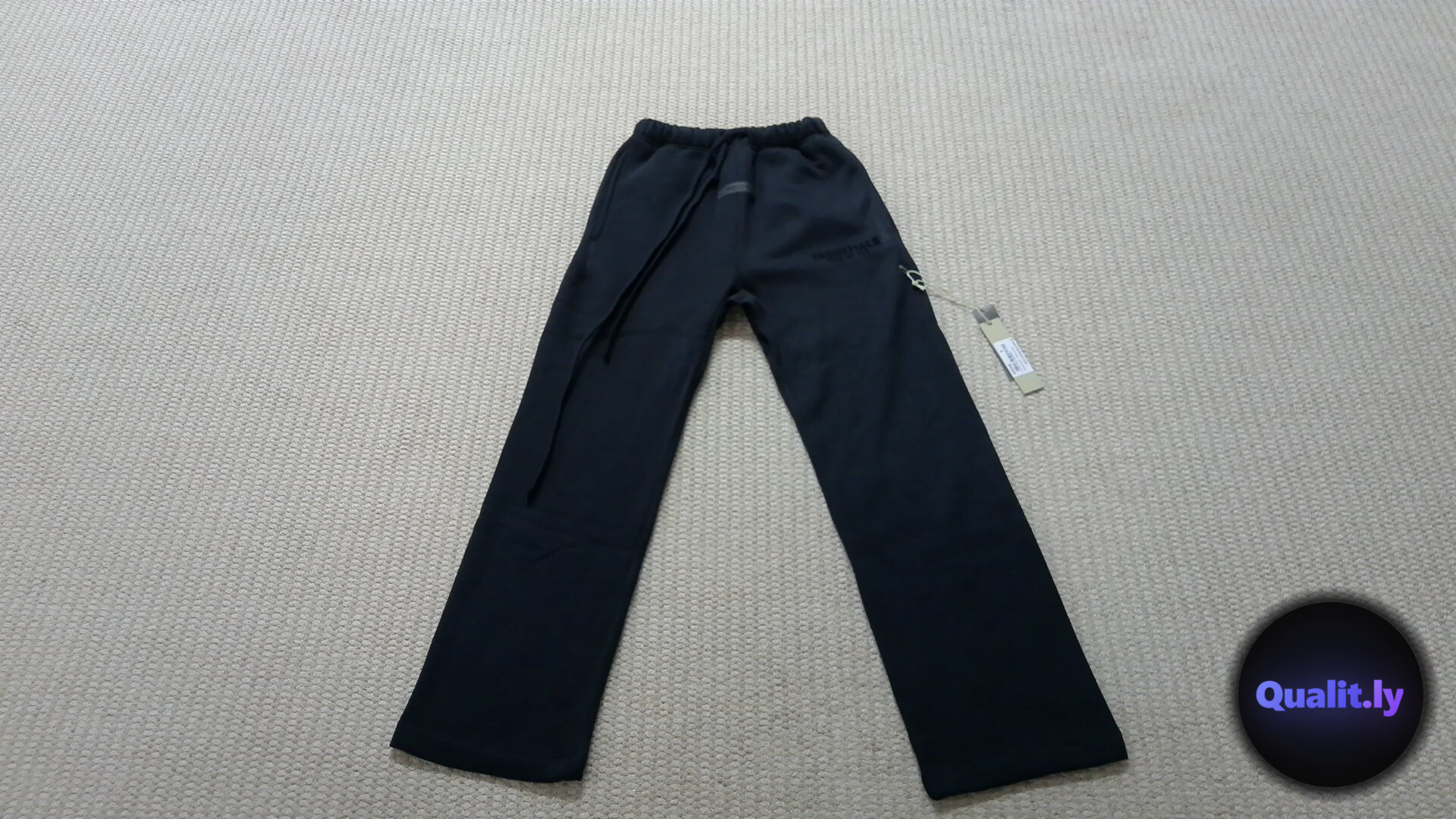 Essentials Pants QC
