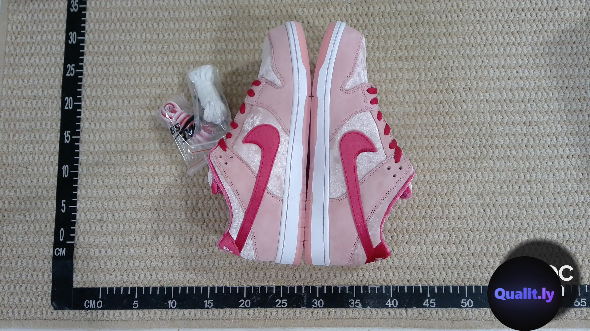 Nike Sneakers QC