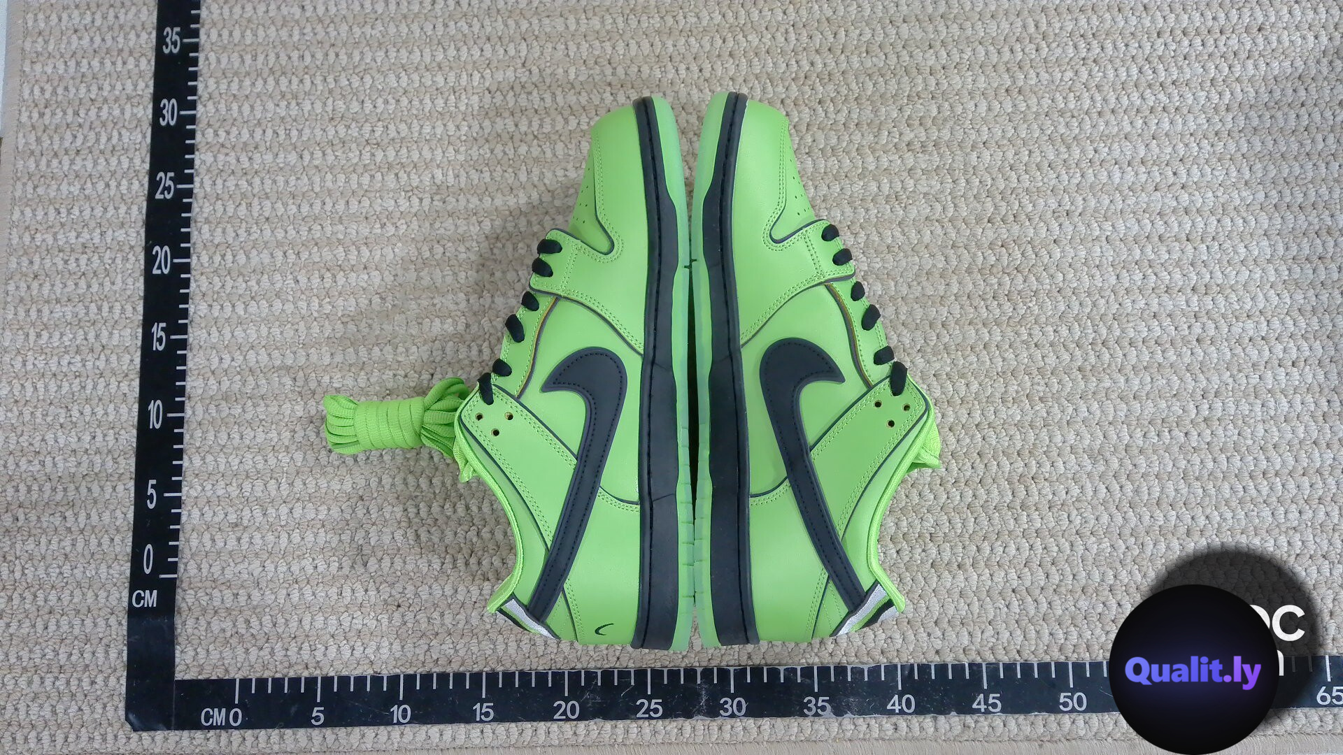 Nike Sneakers QC