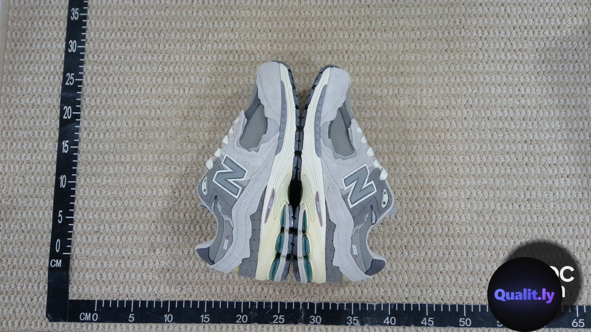 New Balance M2002RDA Sneakers QC