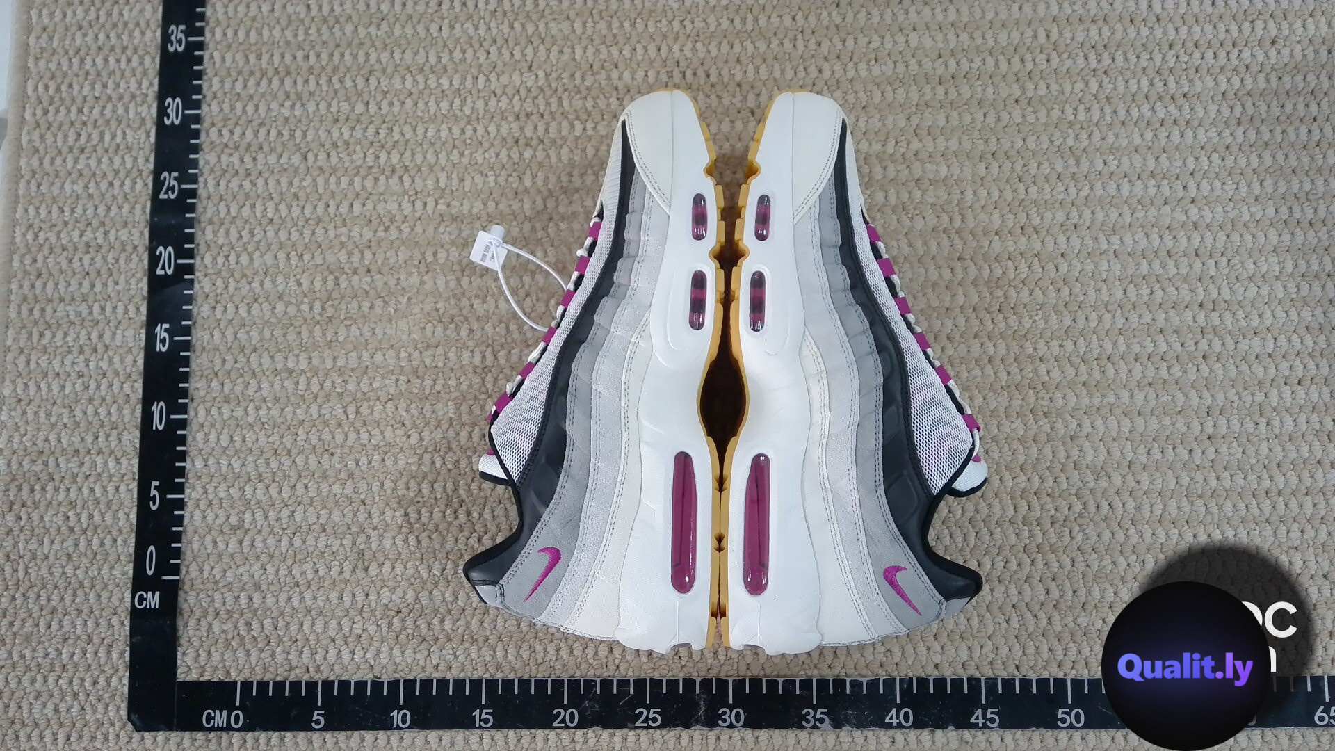 Nike Sneakers QC