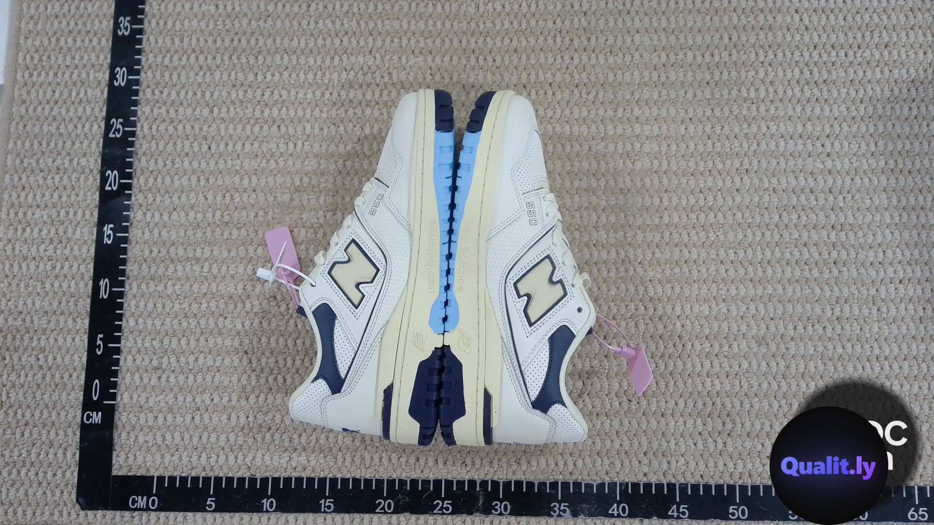 New Balance Sneakers QC