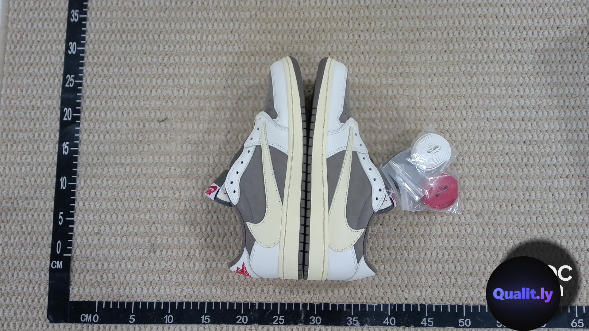 Nike Sneakers QC