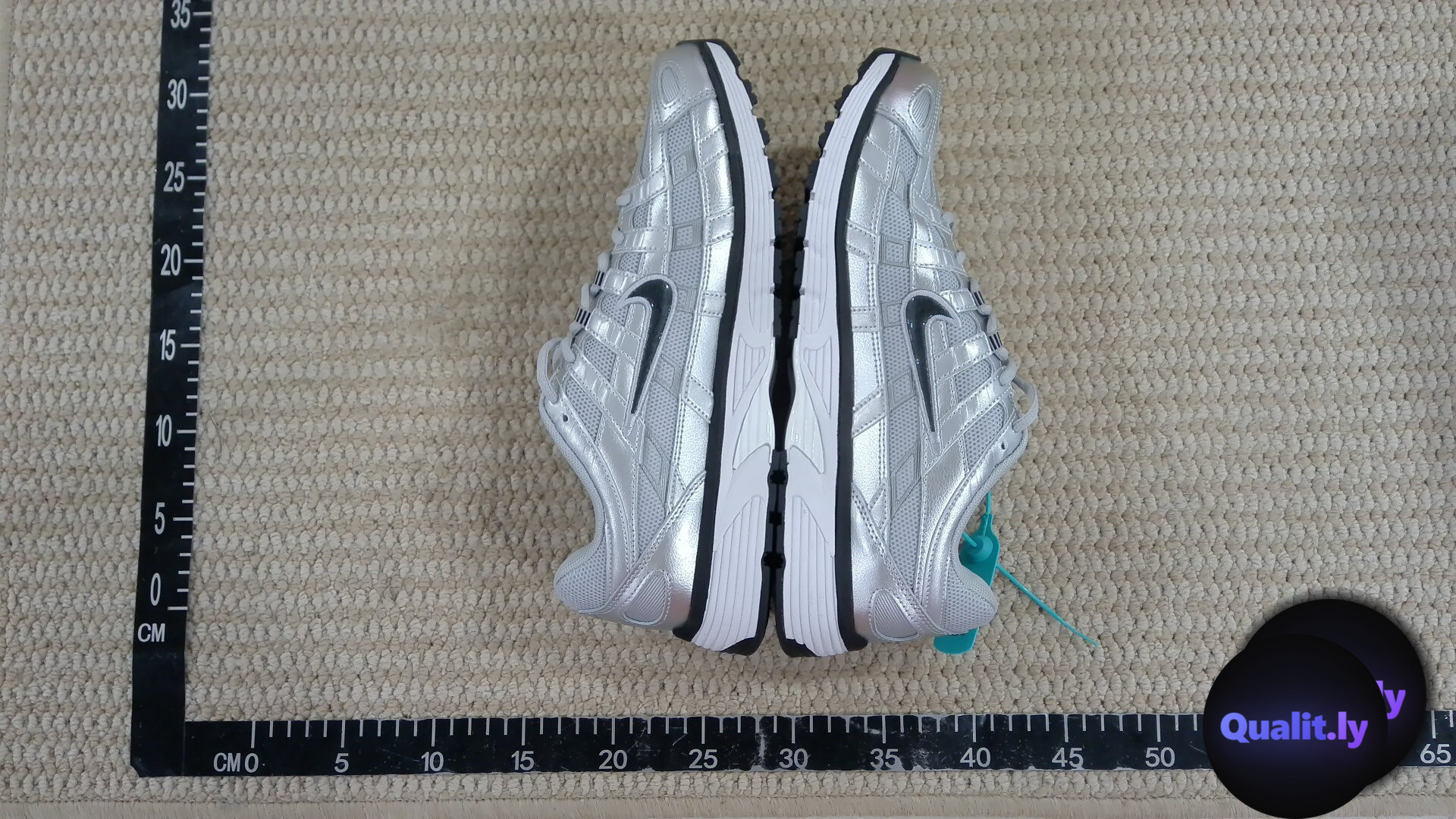 Nike Sneakers QC