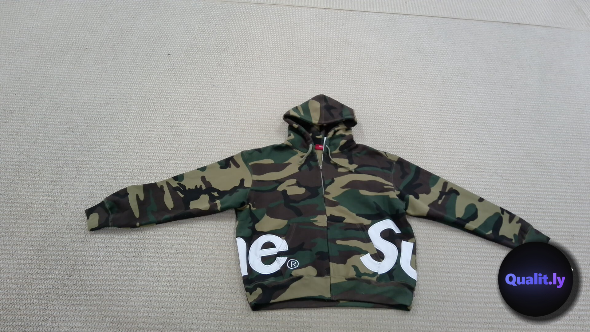 Supreme Hoodies QC