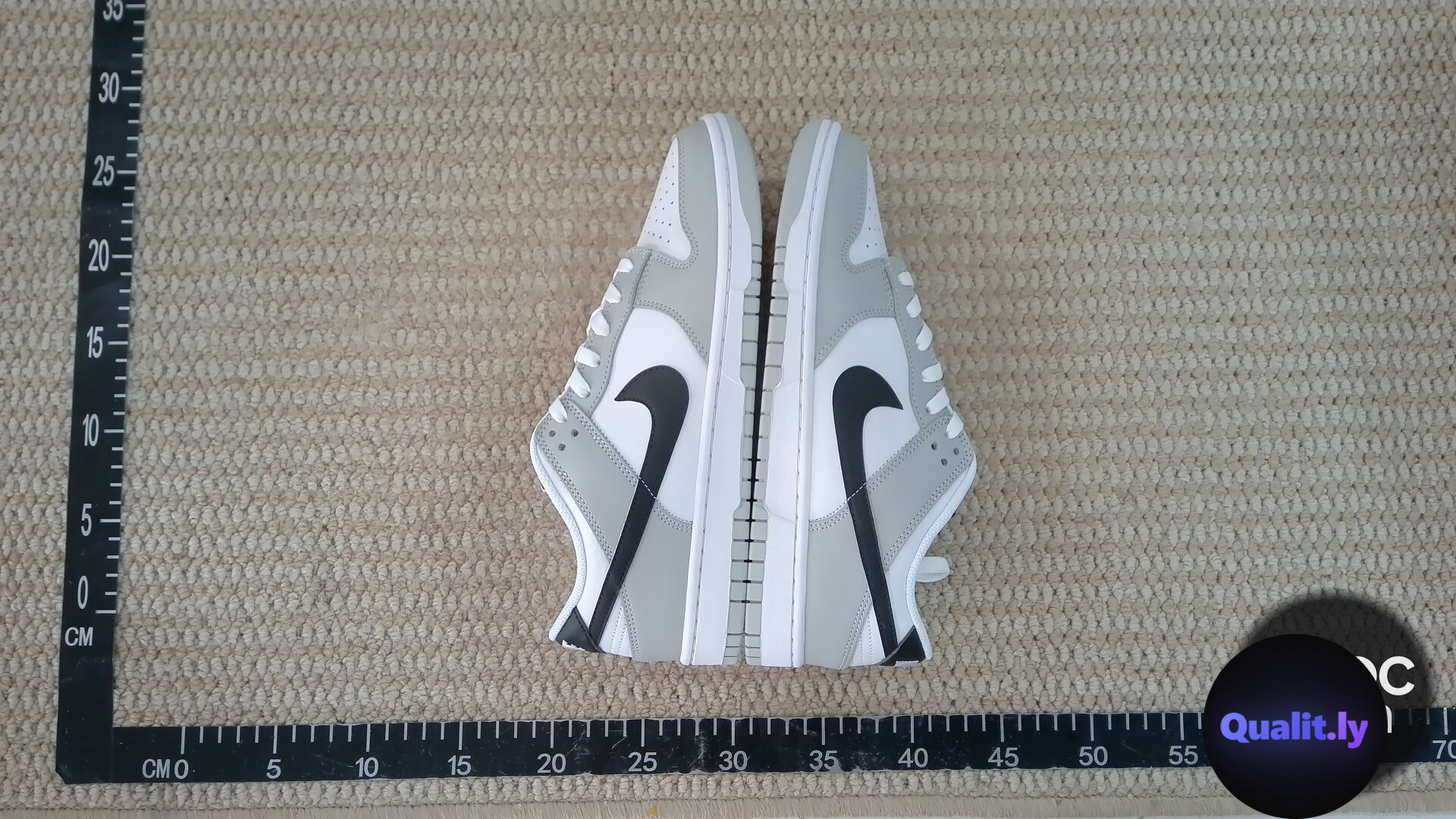 Nike Sneakers QC