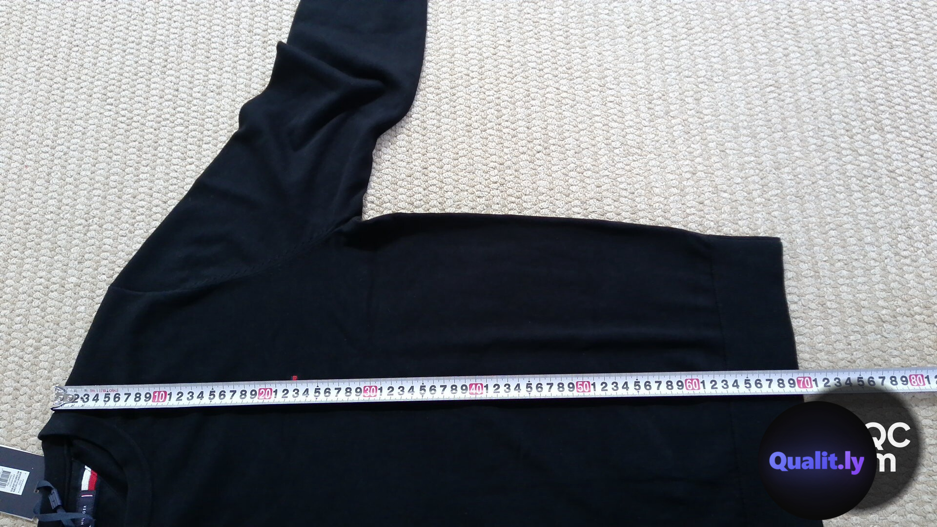 Tommy Hilfiger Black Sweater — QC-Foto 2