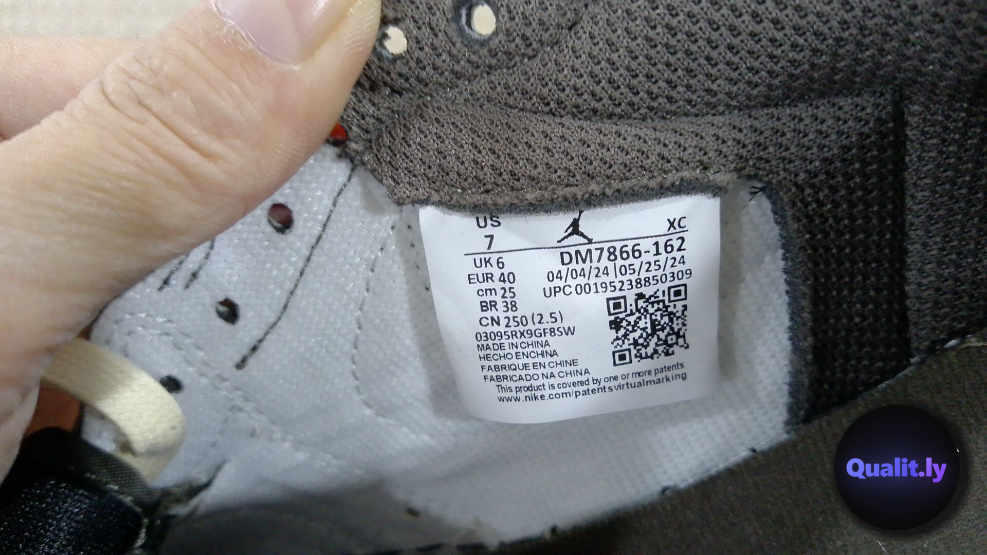 Nike Sneakers QC