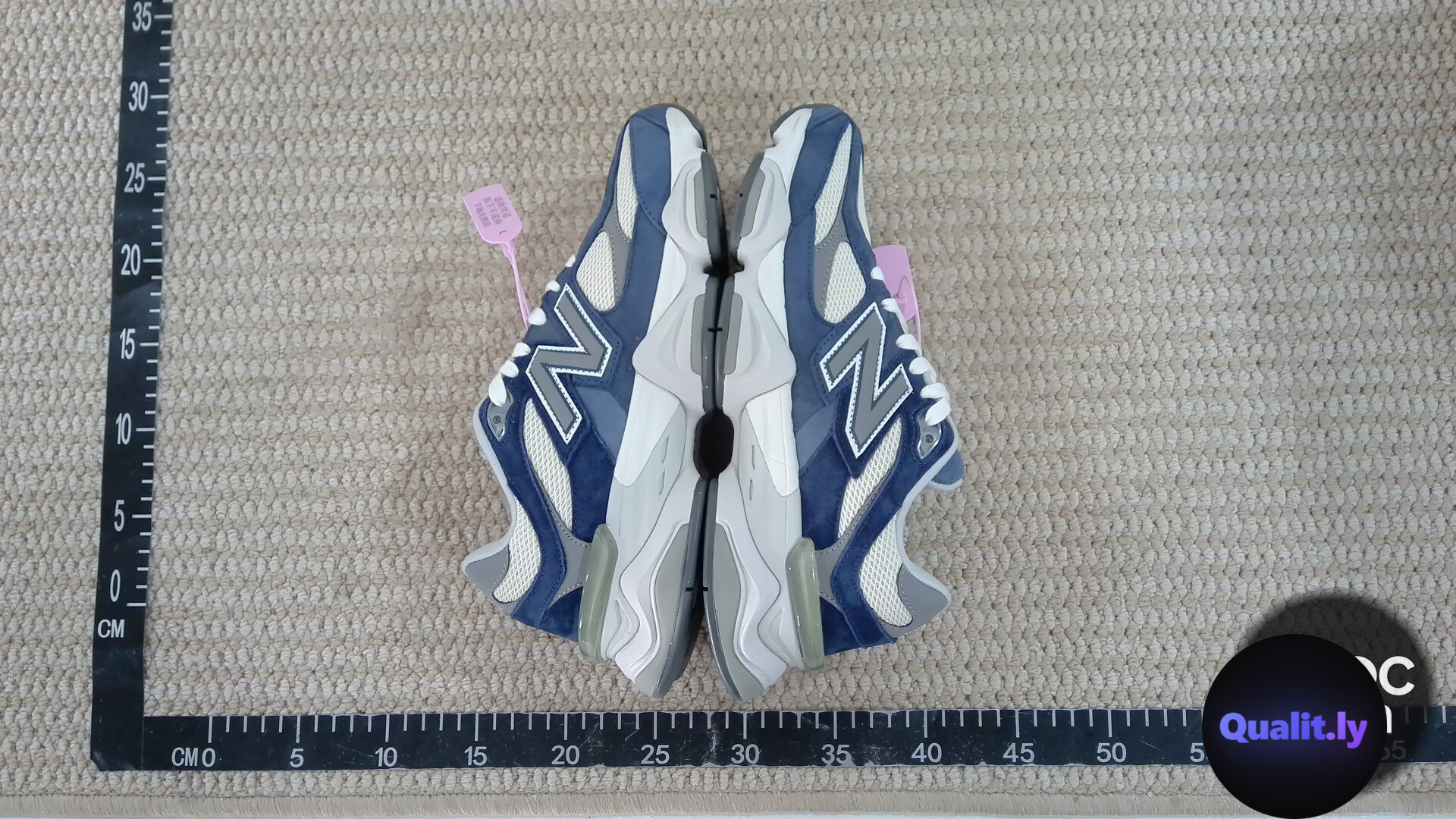 New Balance Sneakers QC