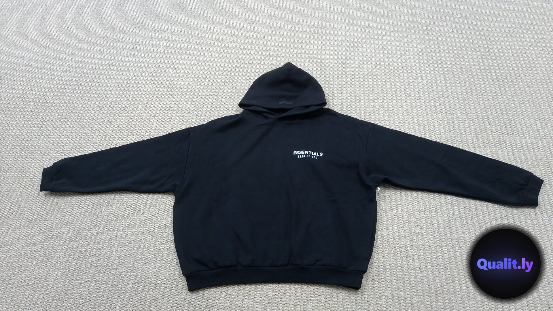 Essentials Hoodies QC