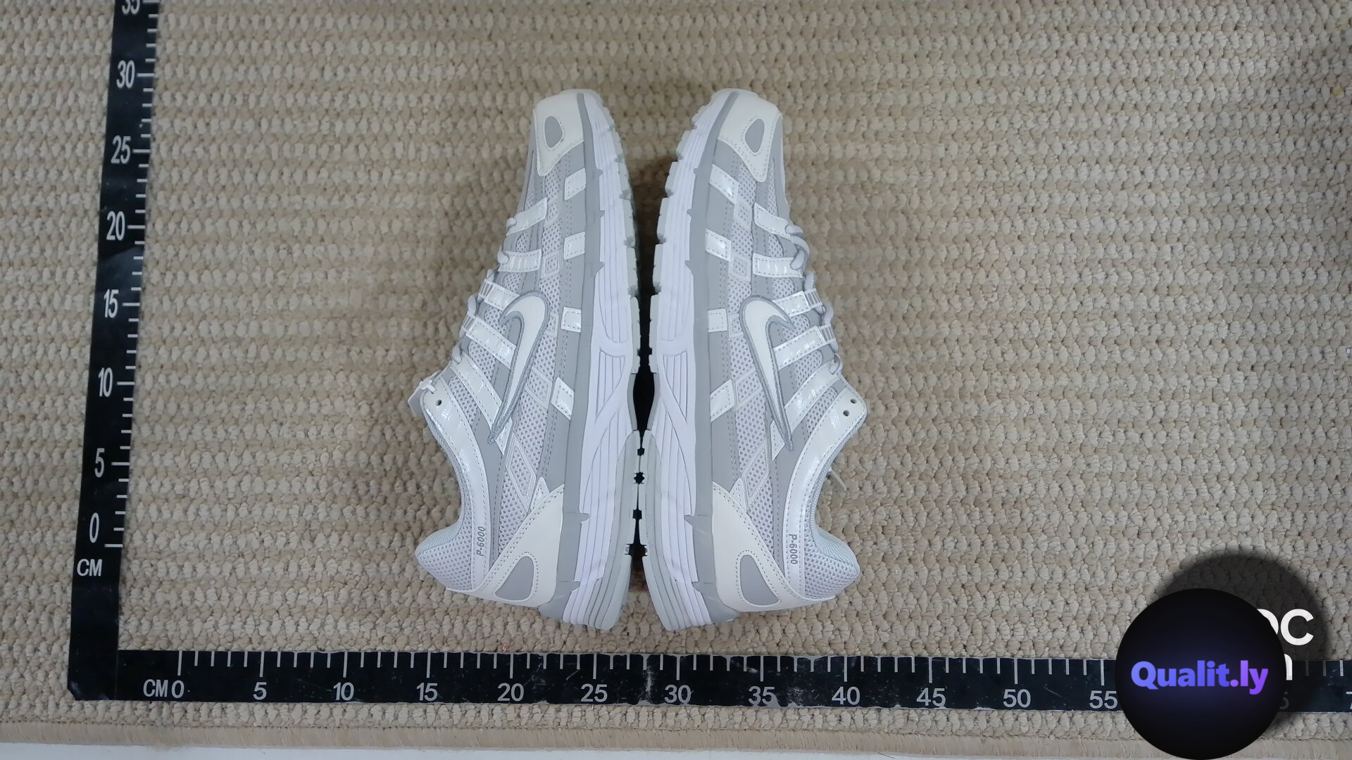 Nike Sneakers QC