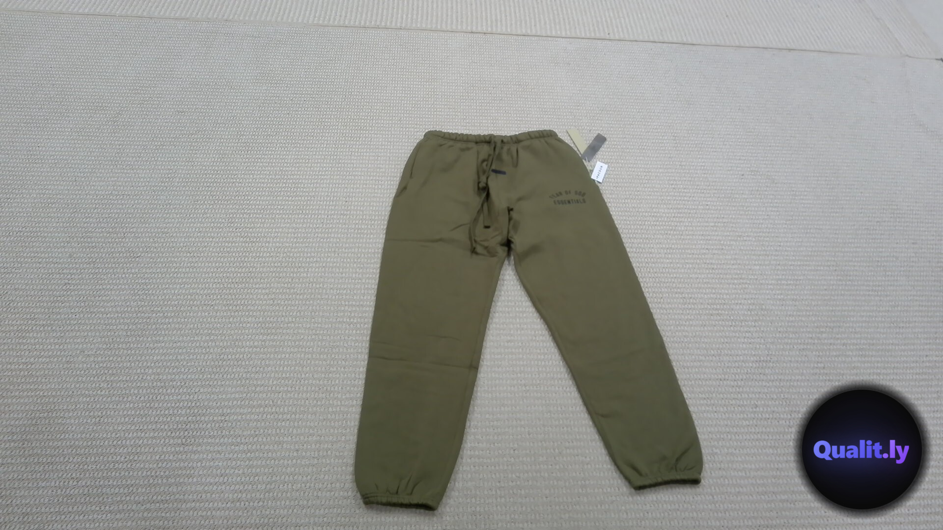Essentials Pants QC