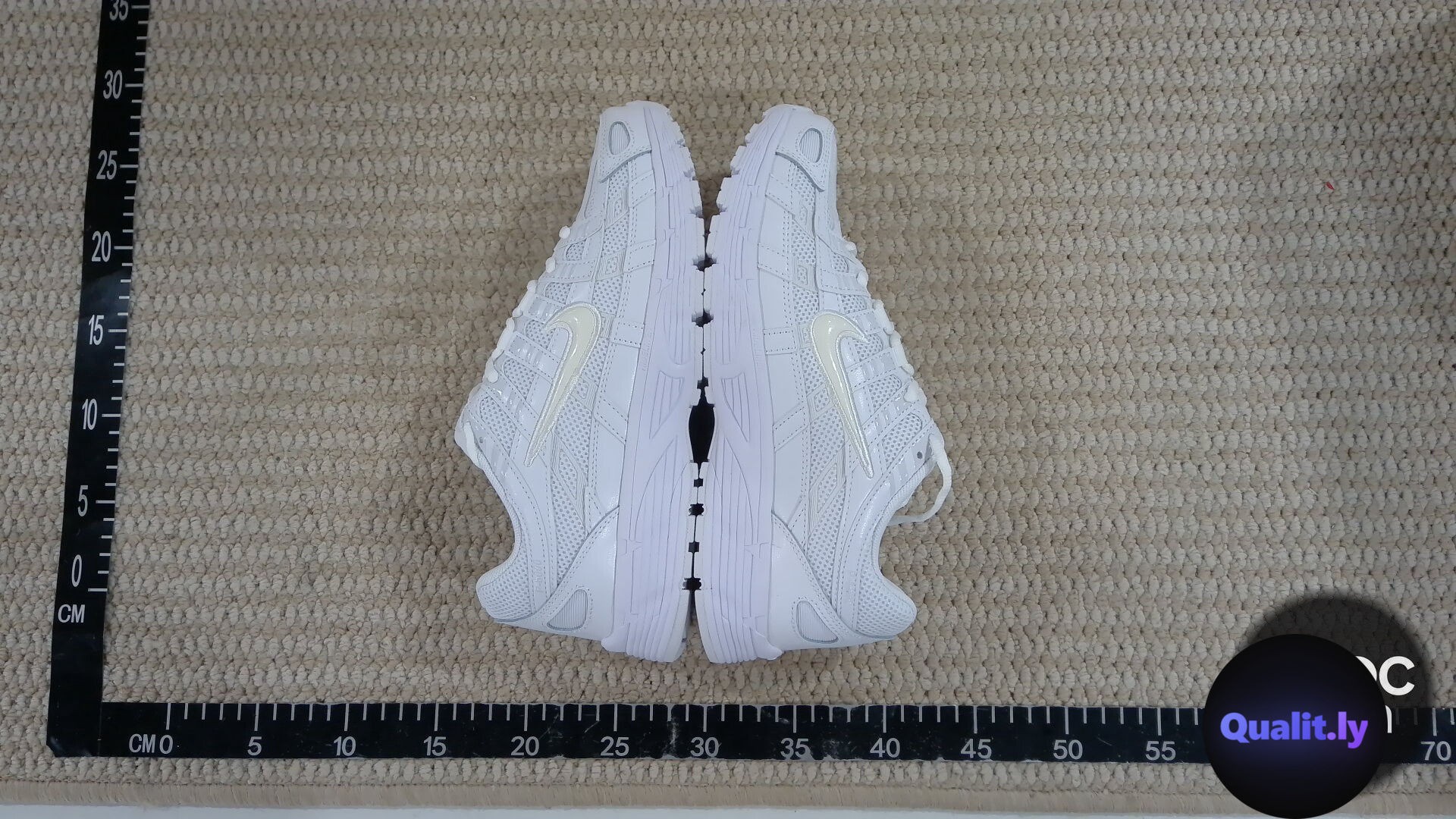Nike Sneakers QC