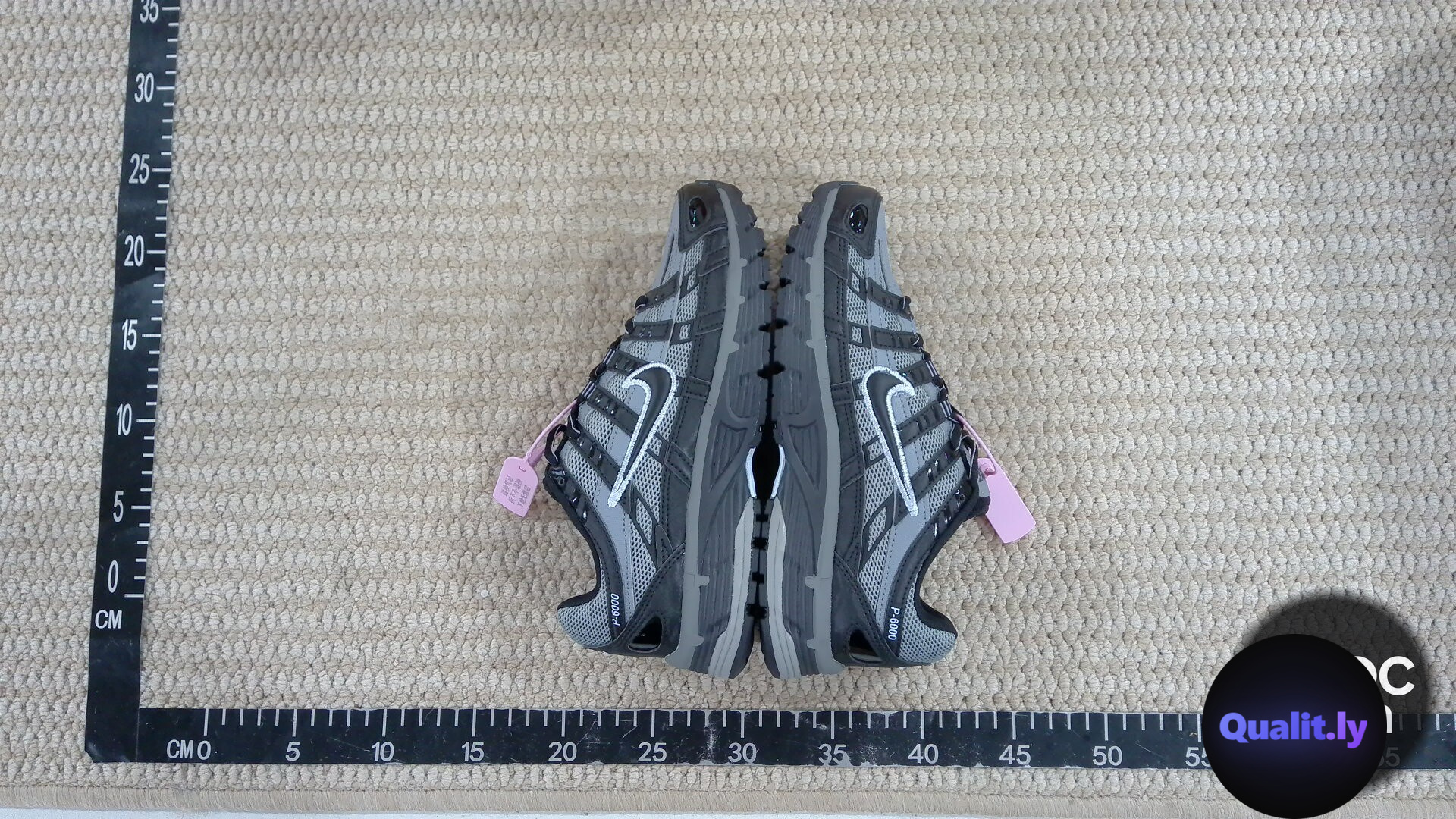 Nike Sneakers QC