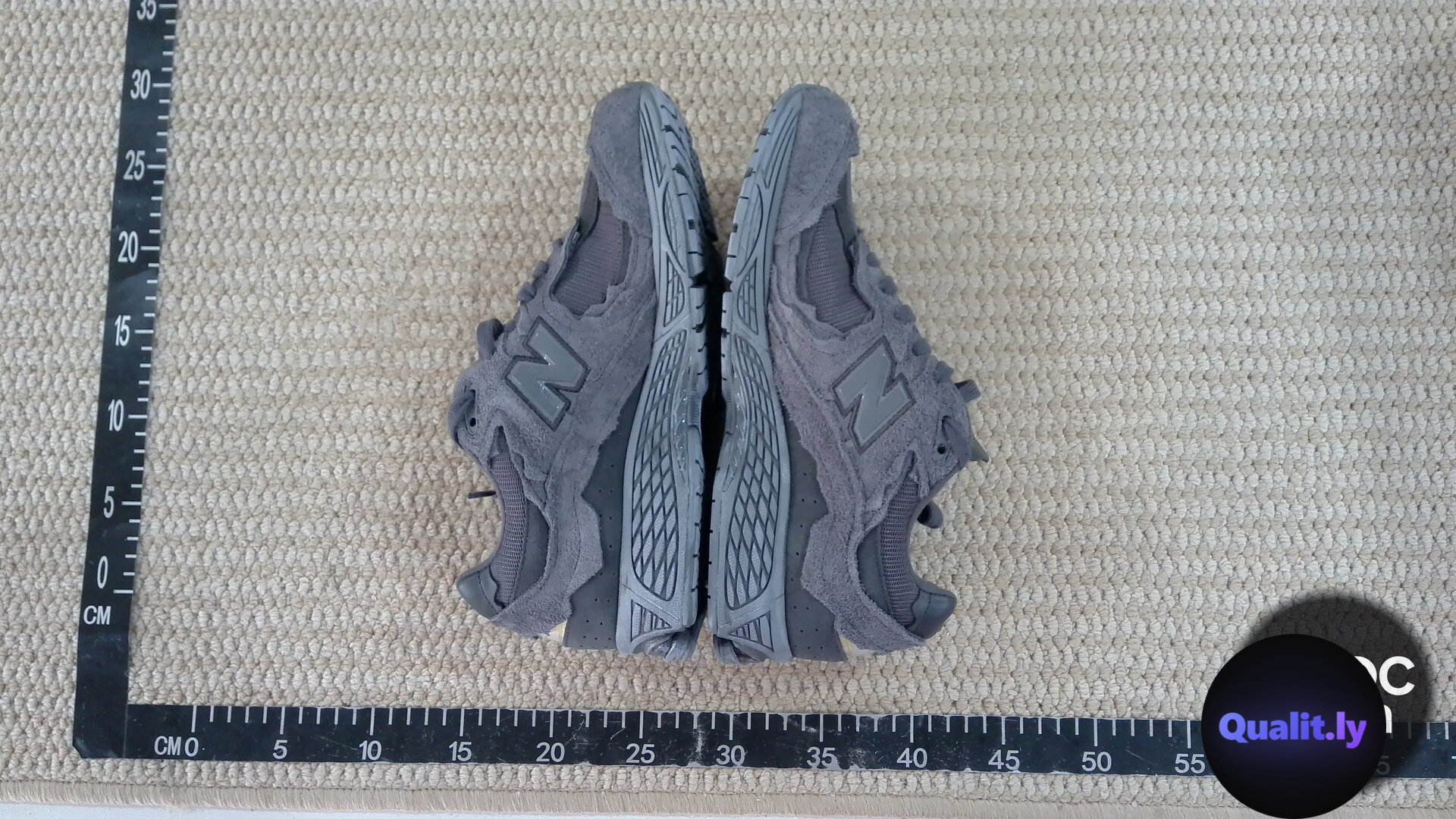 New Balance 2002R Grey QC