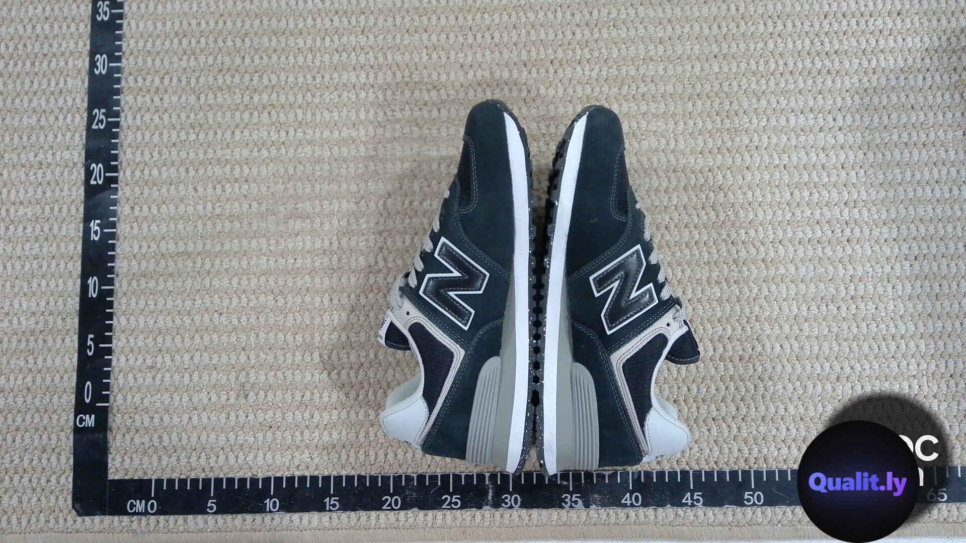 New Balance Sneakers QC