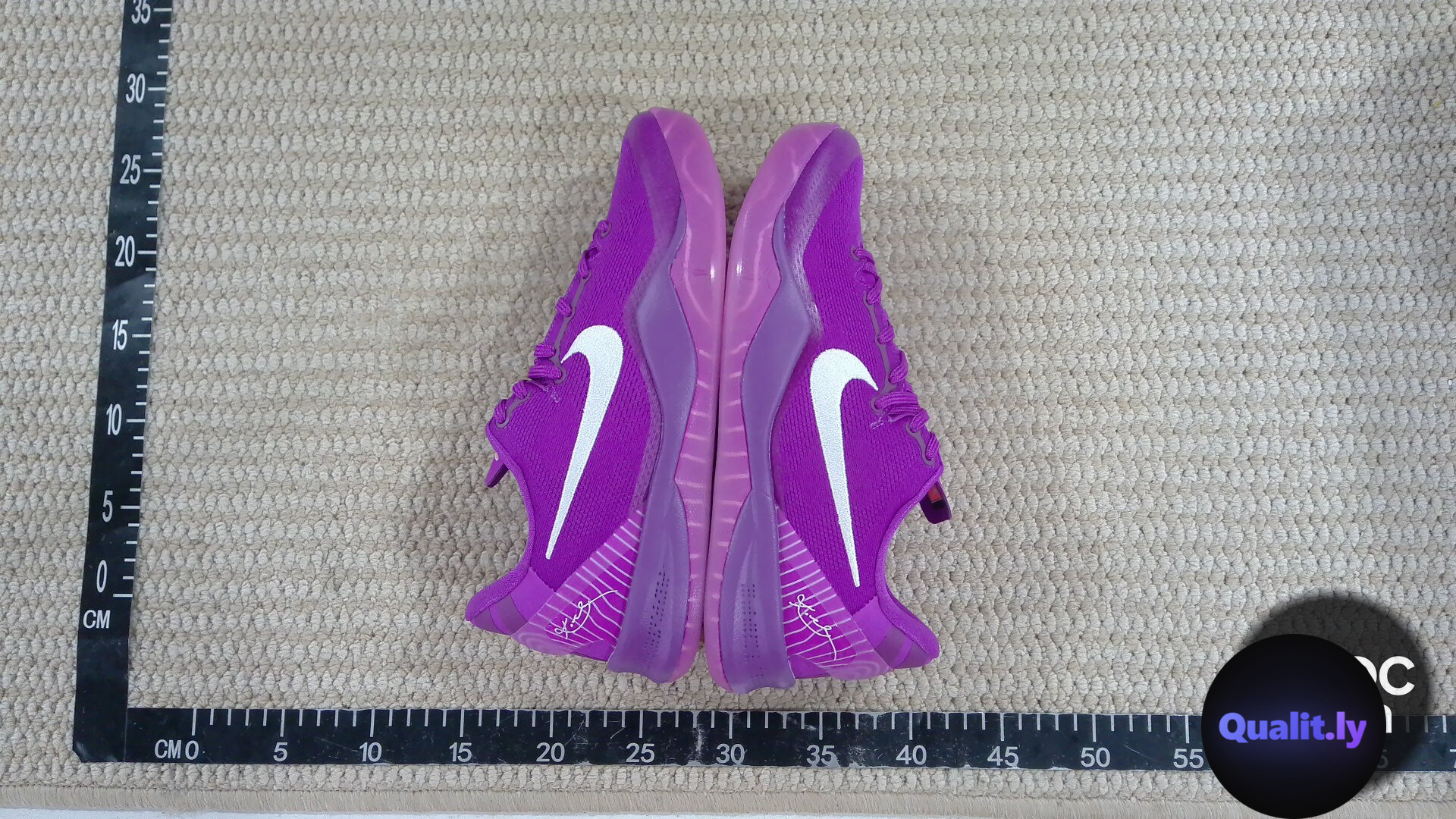 Nike Sneakers QC