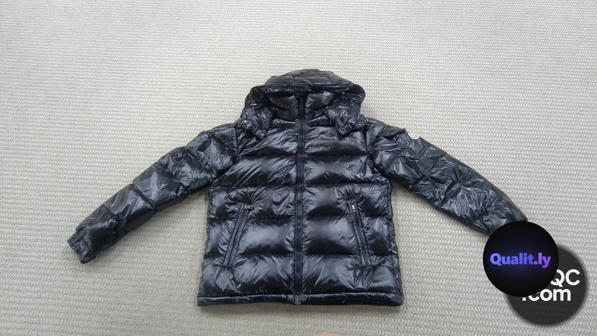 Moncler puffer jacket QC