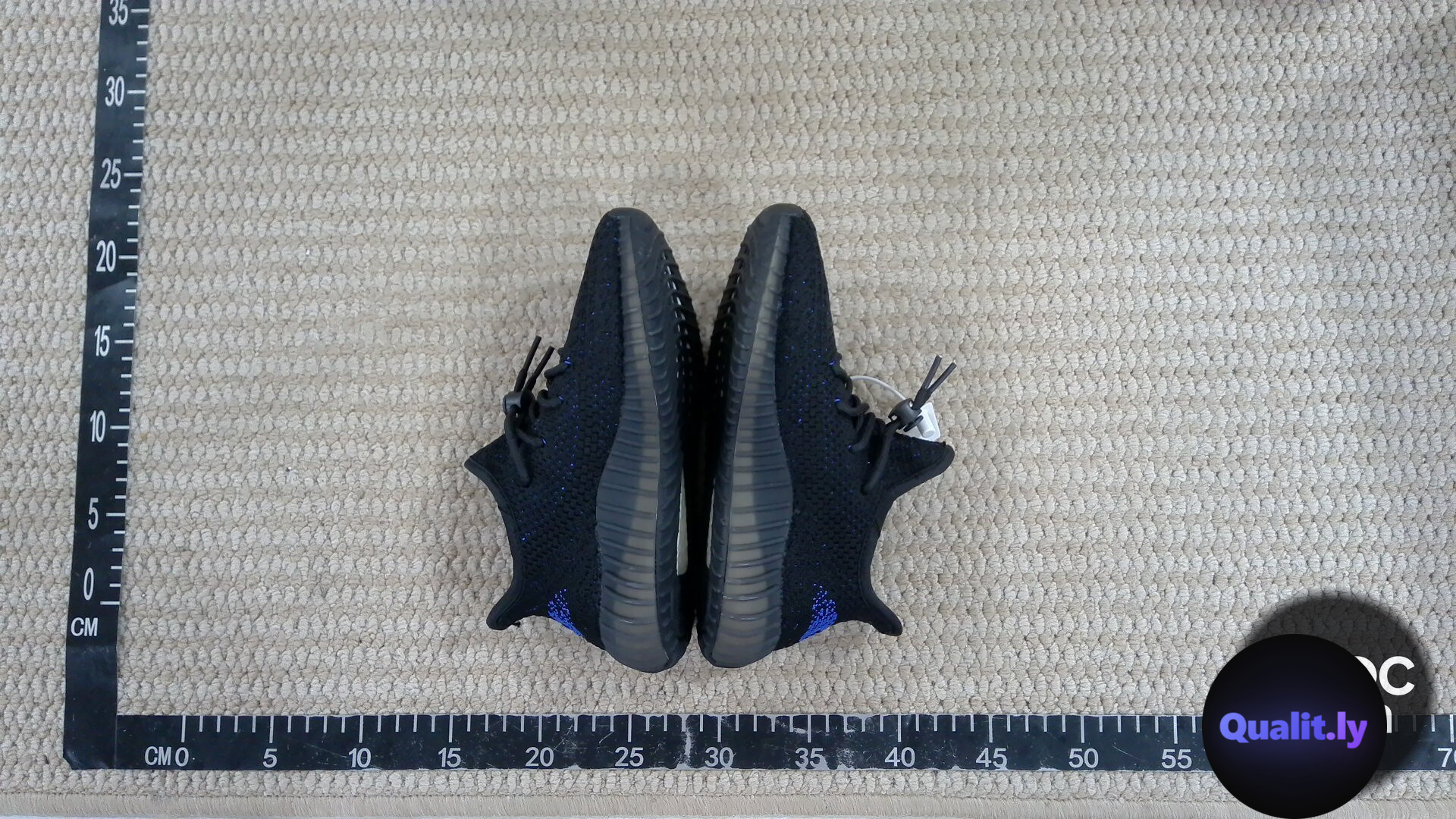 Yeezy Sneakers QC