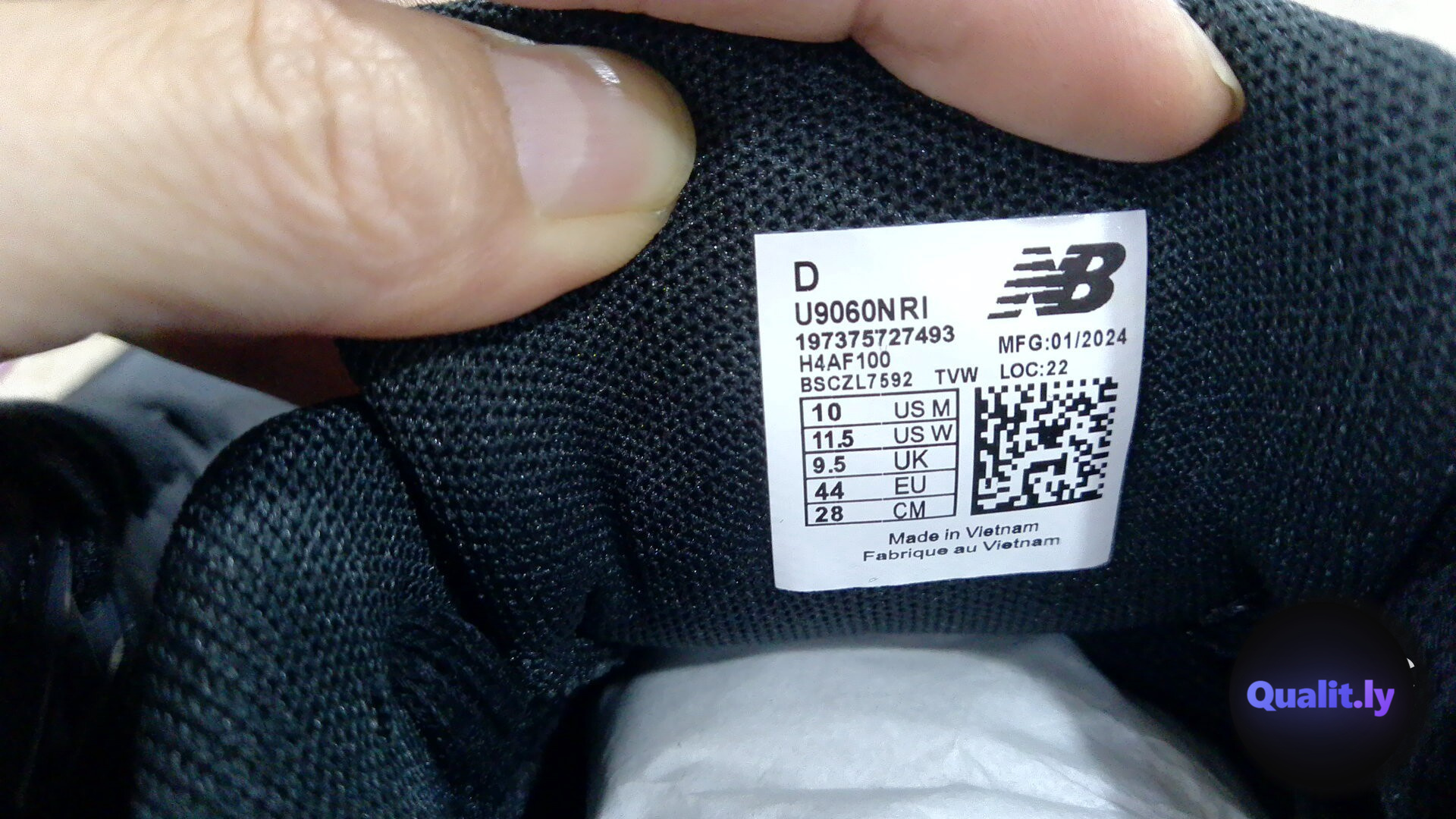 New Balance Sneakers QC