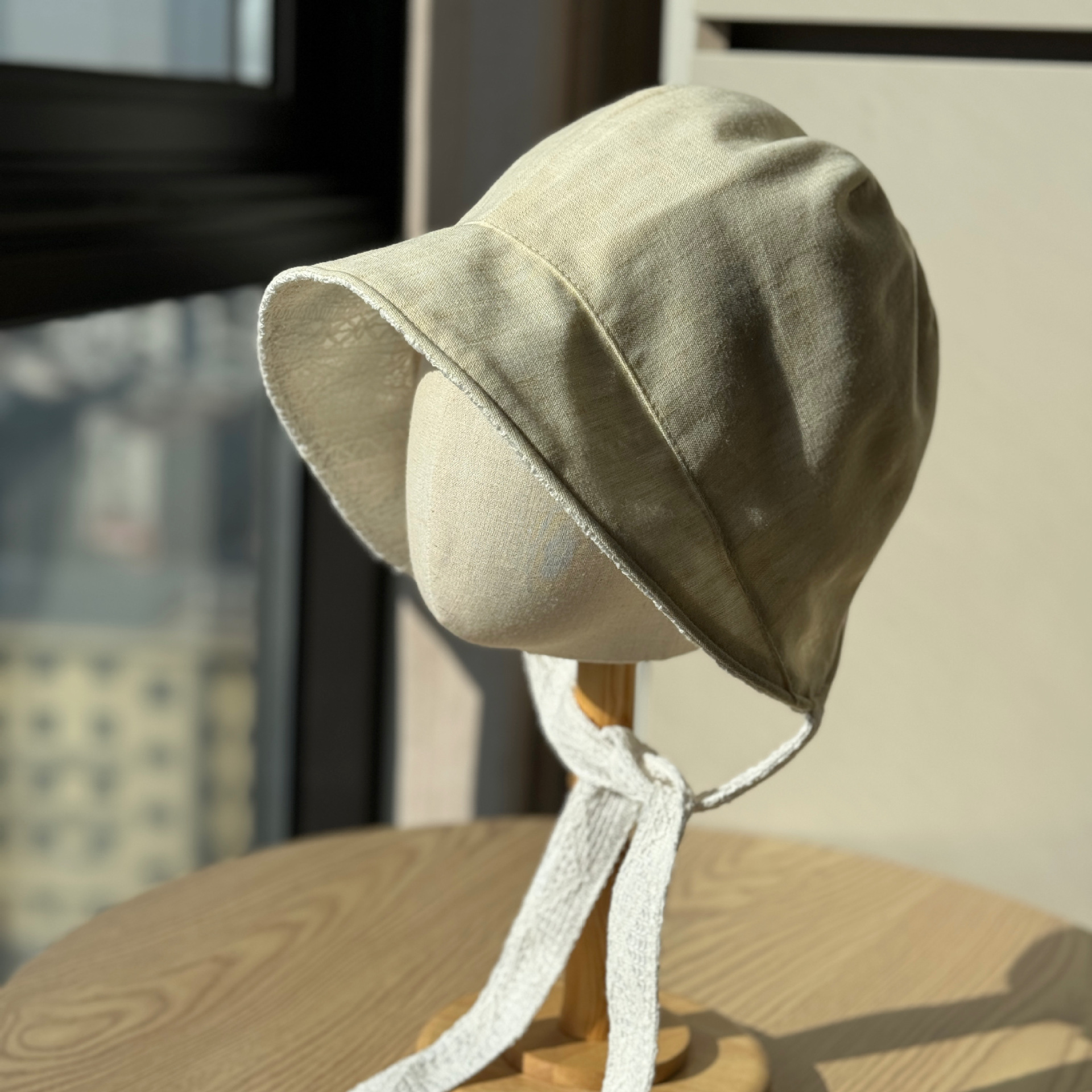 Korean-Style Casual Retro Solid Color Lace-Up Hat for Girls, Spring and Summer Headwrap Hat, Sweet and Cute Bucket Hat That Makes the Face Look Smaller, Trendy