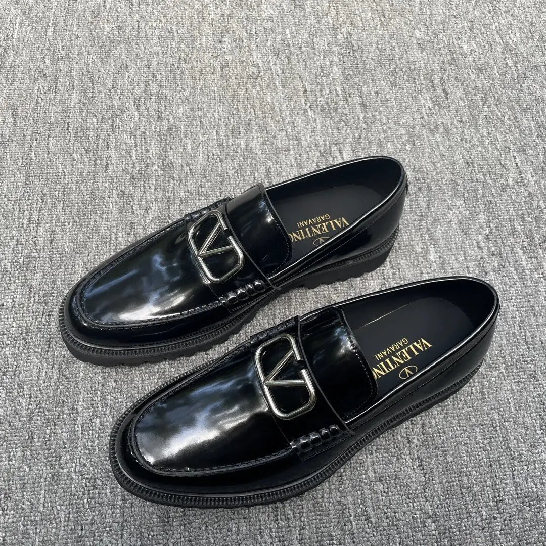 Valentino Garavani VLogo Loafers Black