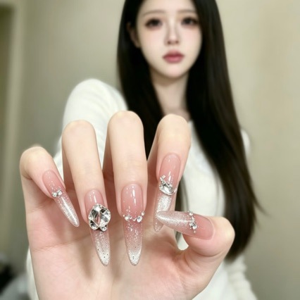 [Ice American Style] Shimmering and Sparkling Smile Cat-Eye French-Style Crushed Diamond Pure Desire Temperament Detachable Wearable Nail Patches