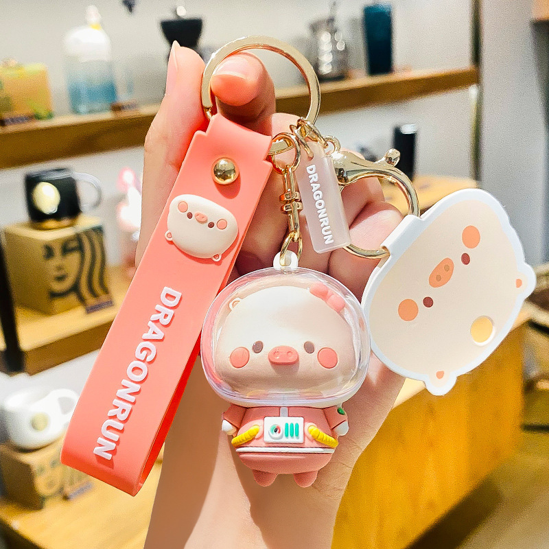 Genuine Piggy Mengmeng Astronaut Exquisite High Sense Car Keychain Bag Pendant A Pair of Small Gifts Wholesale