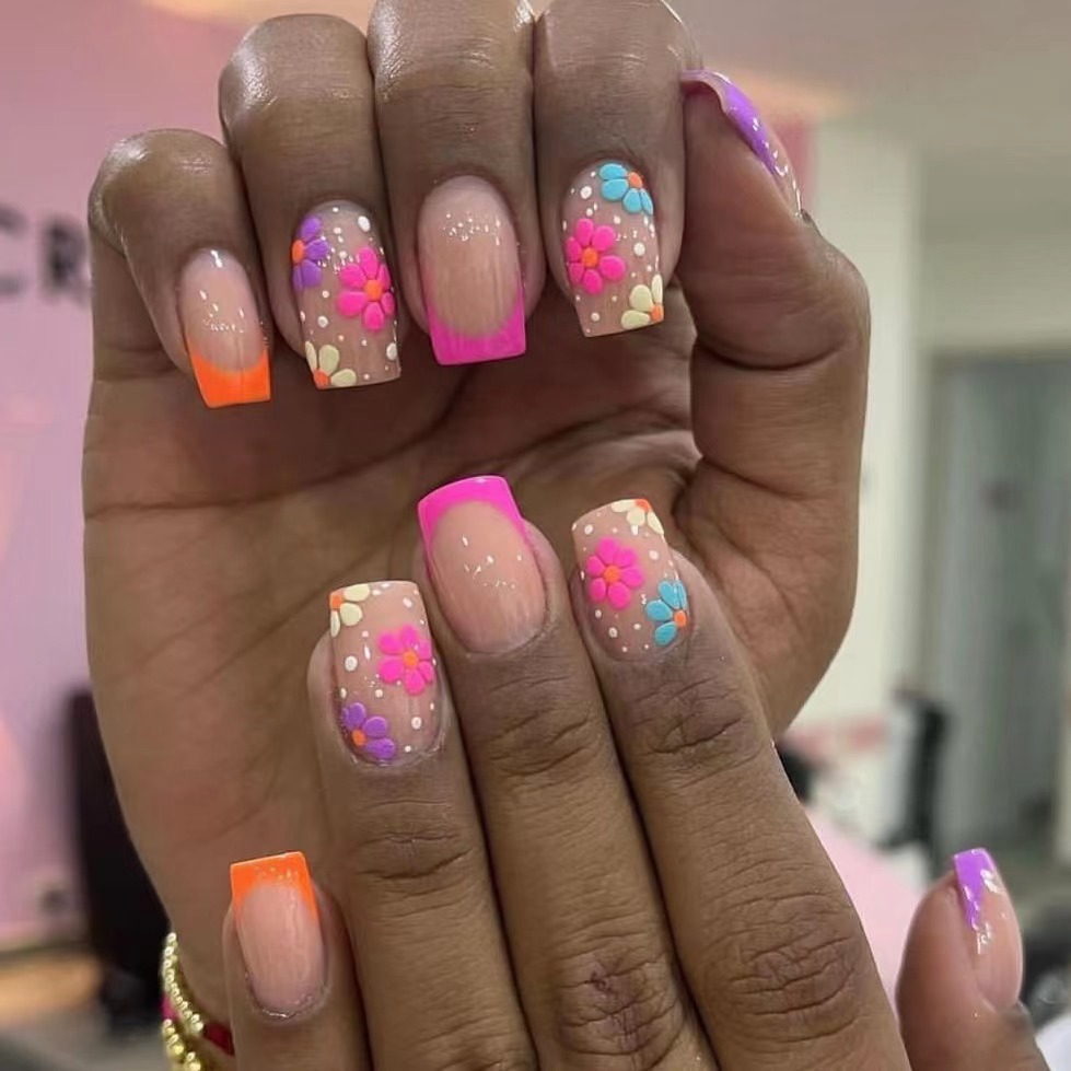 Short bright face early spring color flower fake nails foreign trade wear nail nail nail patch nail patch 24 pieces