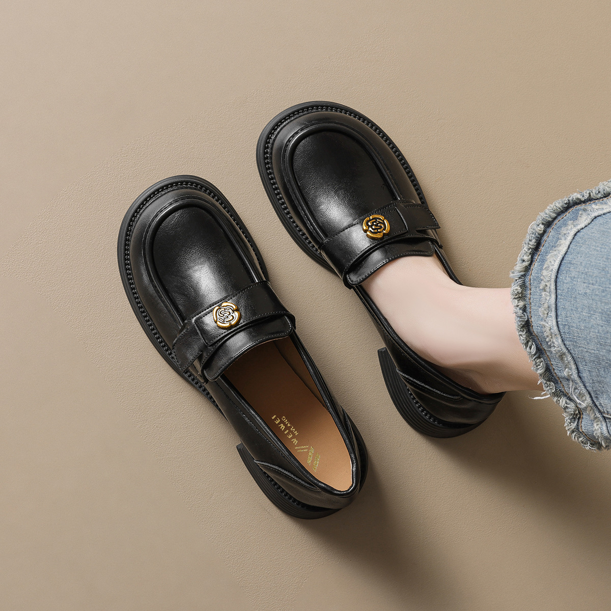 Vintage Loafers for Women 035-6 with Camellia Design, British Style Thick-Soled Slip-On Leather Shoes